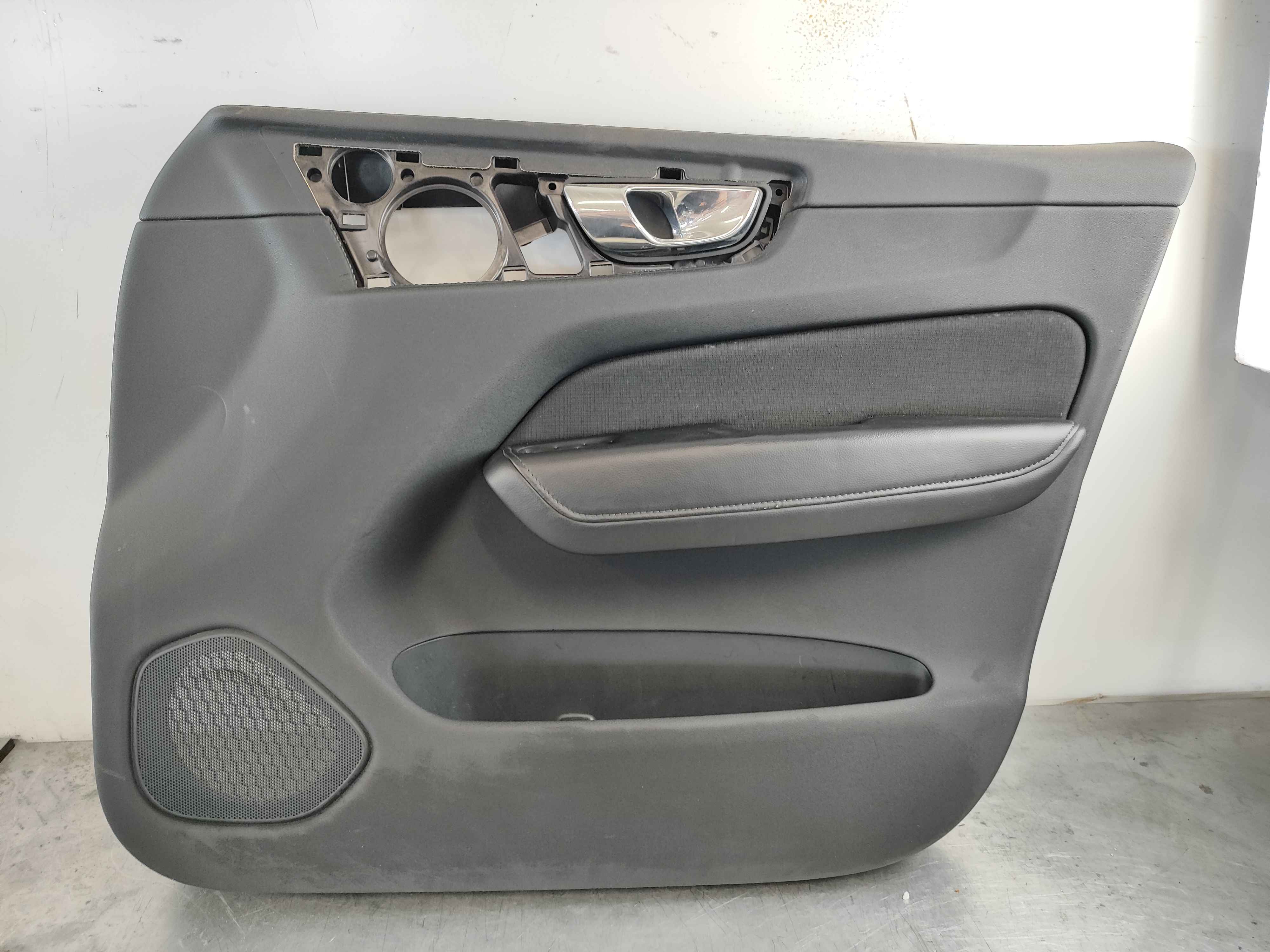 Door panel, left (XC60 (18-))