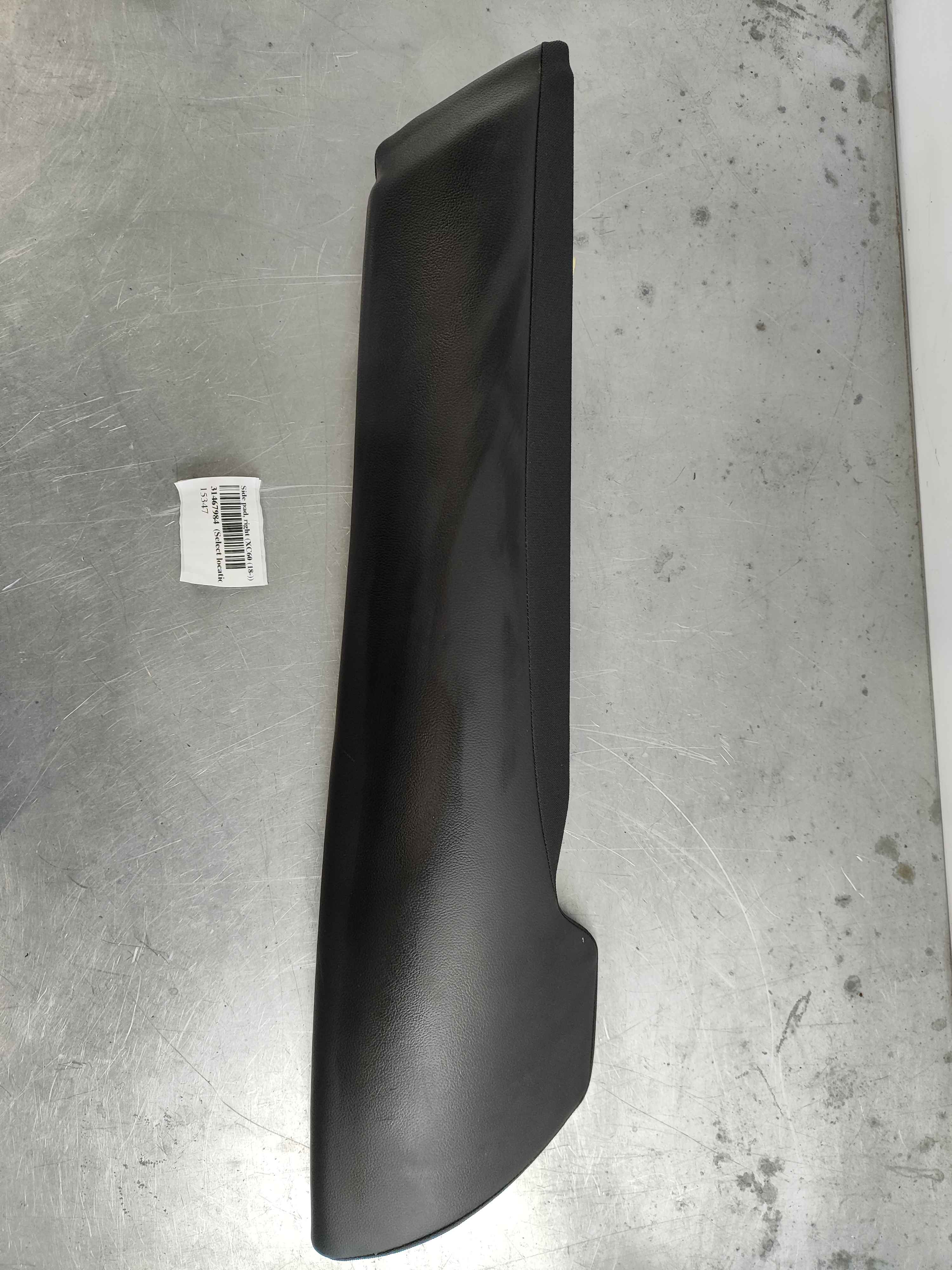 Side pad, right (XC60 (18-))