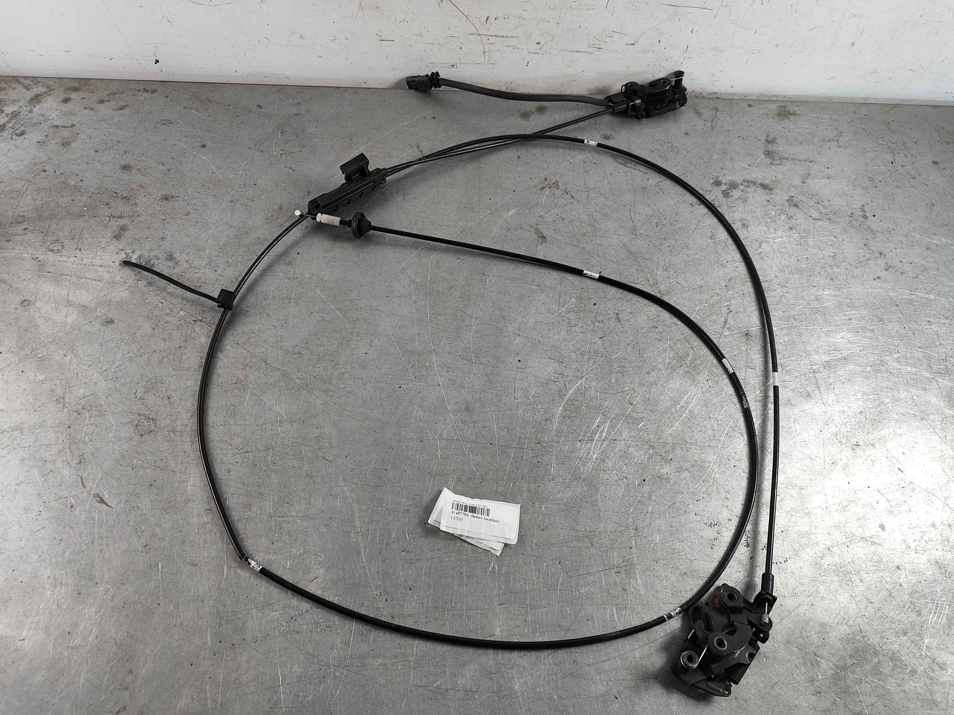 Wire box, rear (XC40)