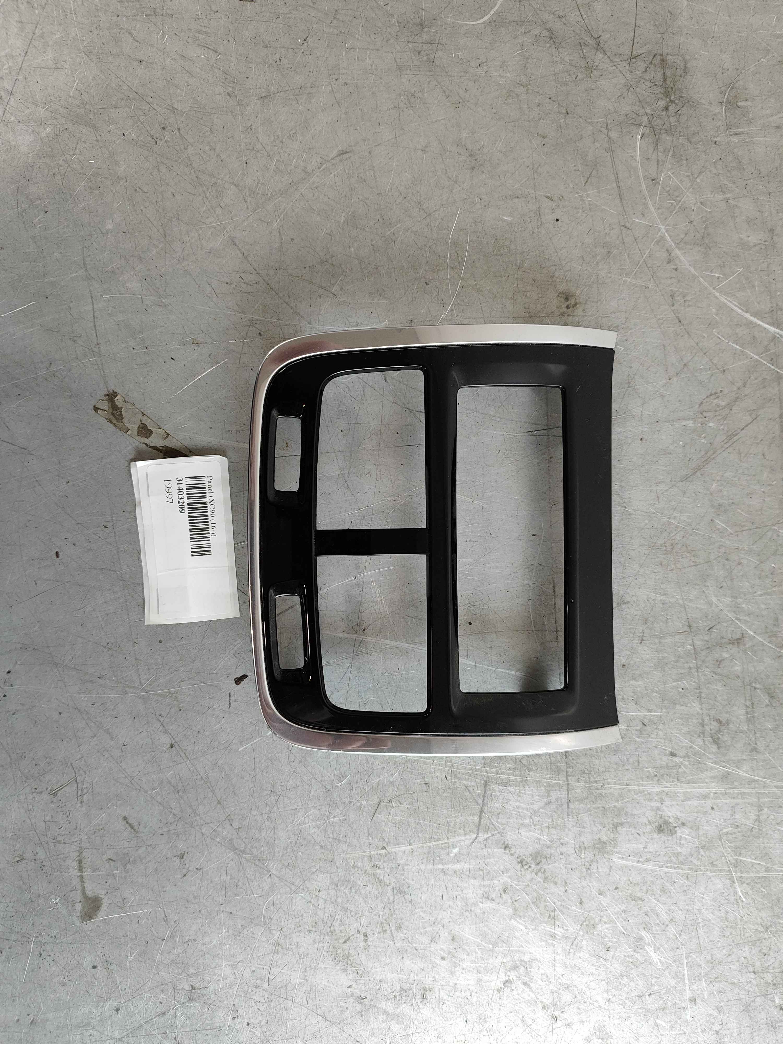 Panel (XC90 (16-))