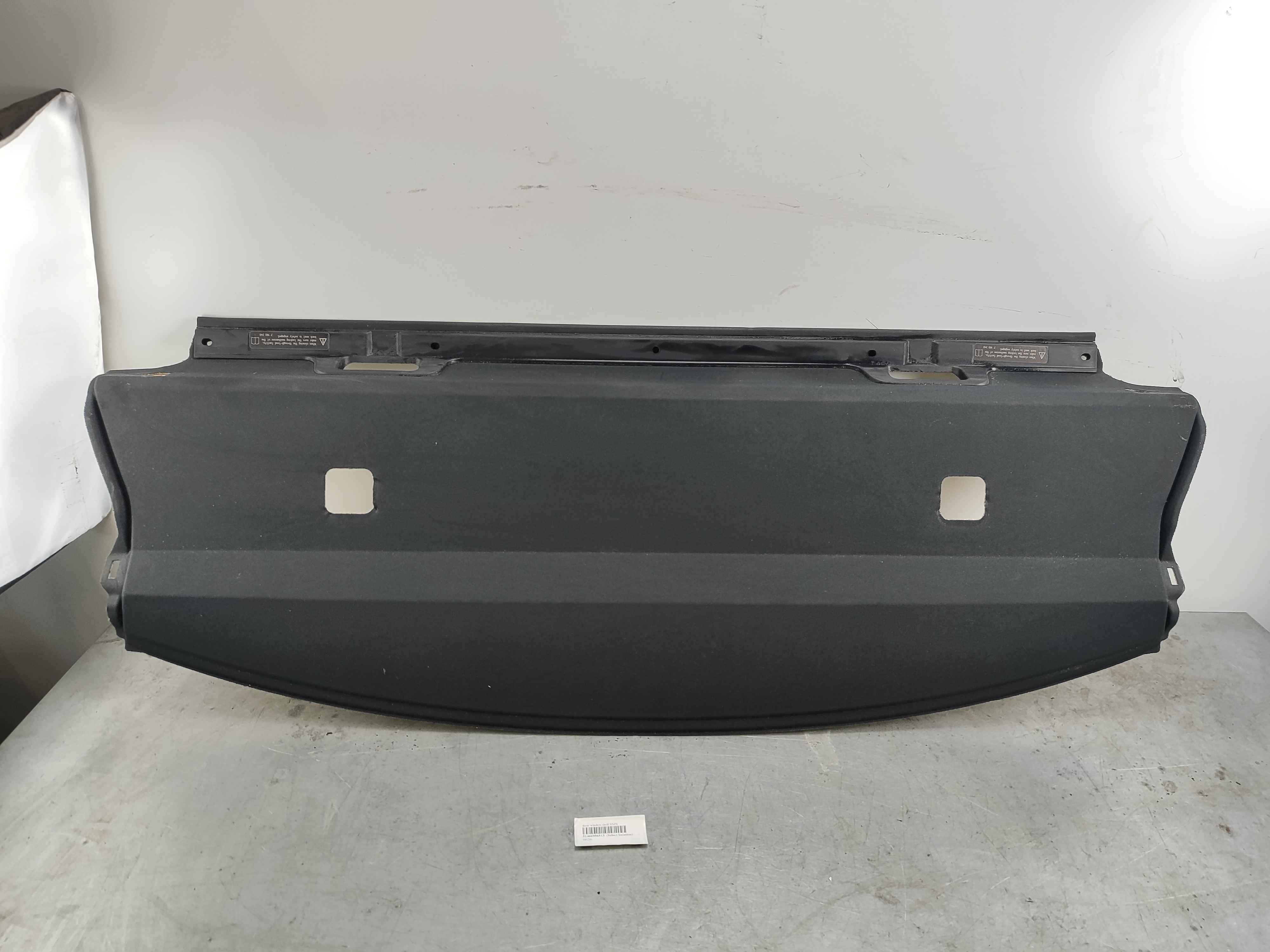 Rear window shelf BMW