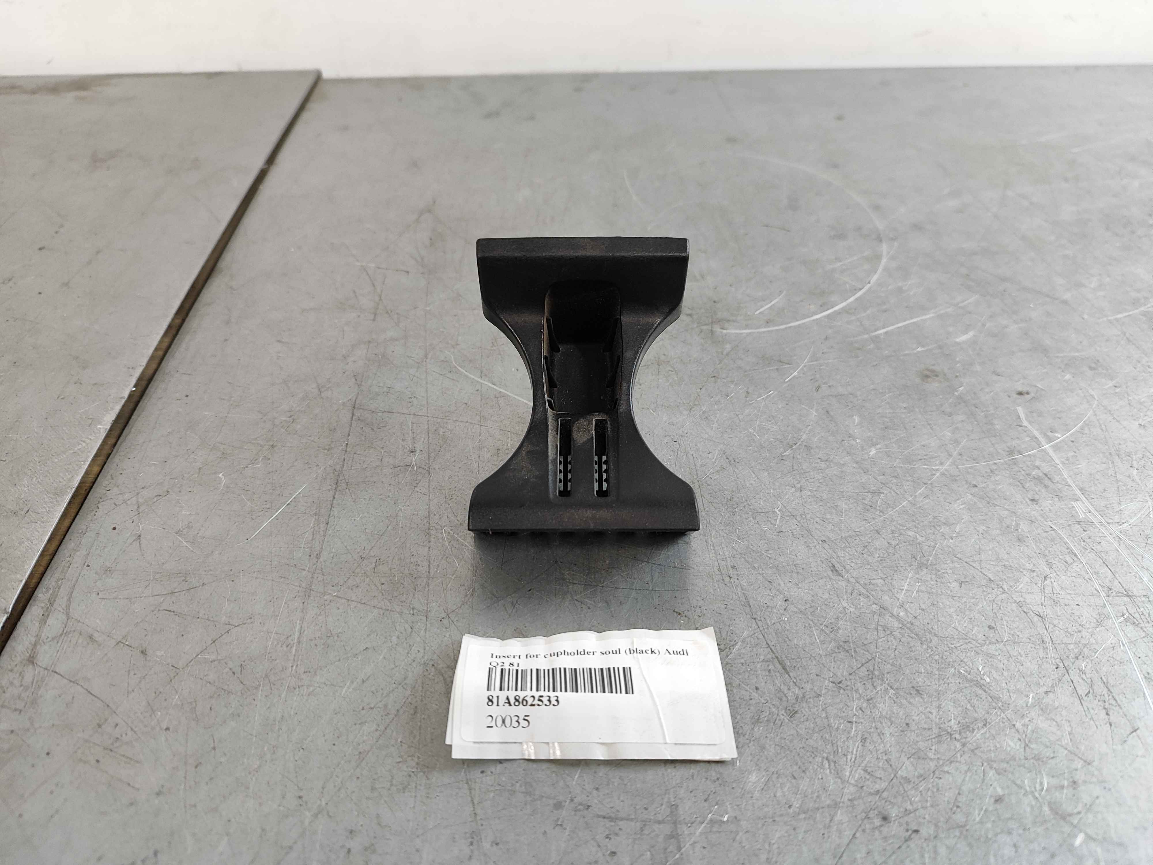 Insert for cupholder soul (black) Audi Q2 81