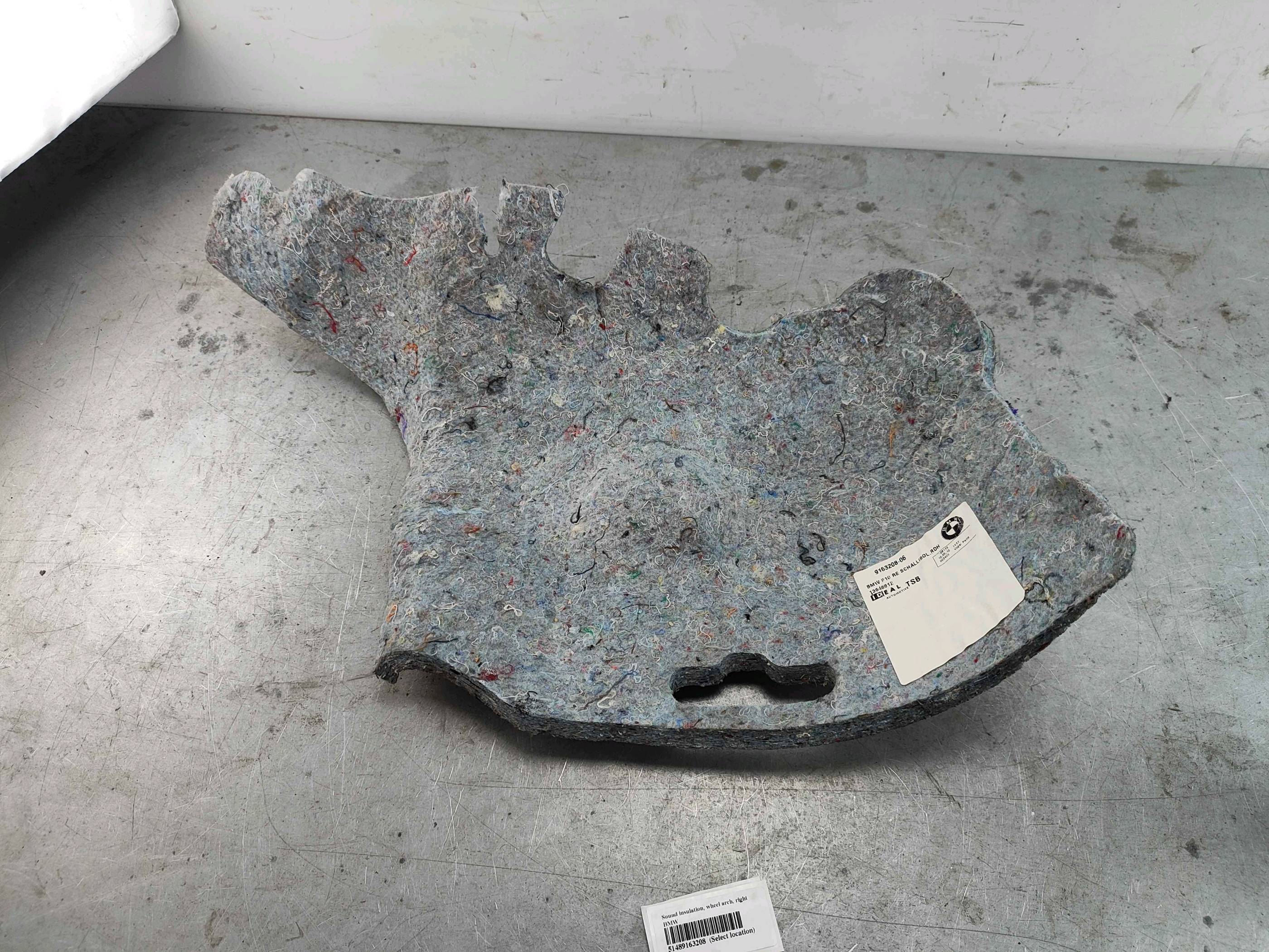 Sound insulation, wheel arch, right BMW