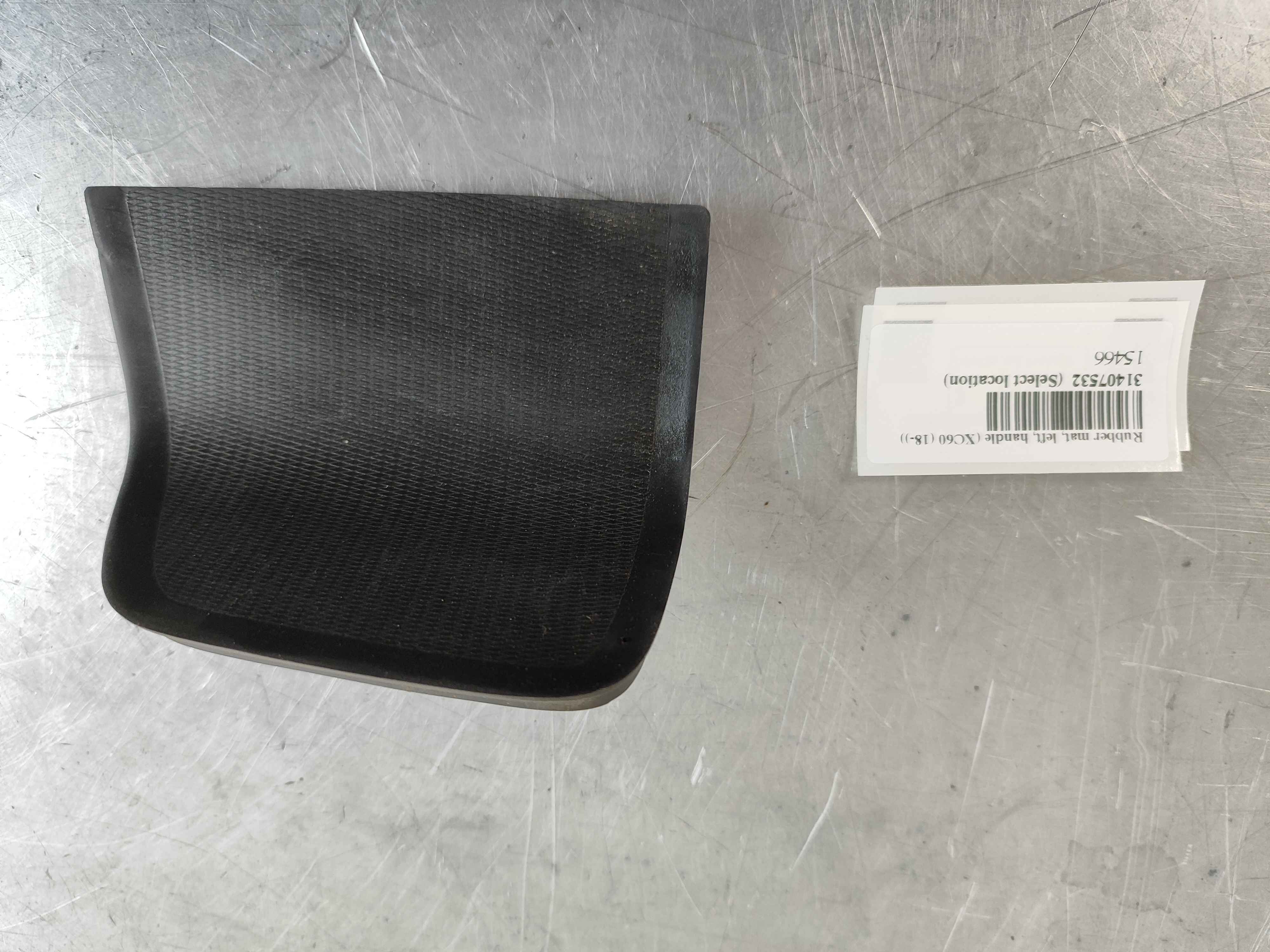 Rubber mat, left, handle (XC60 (18-))