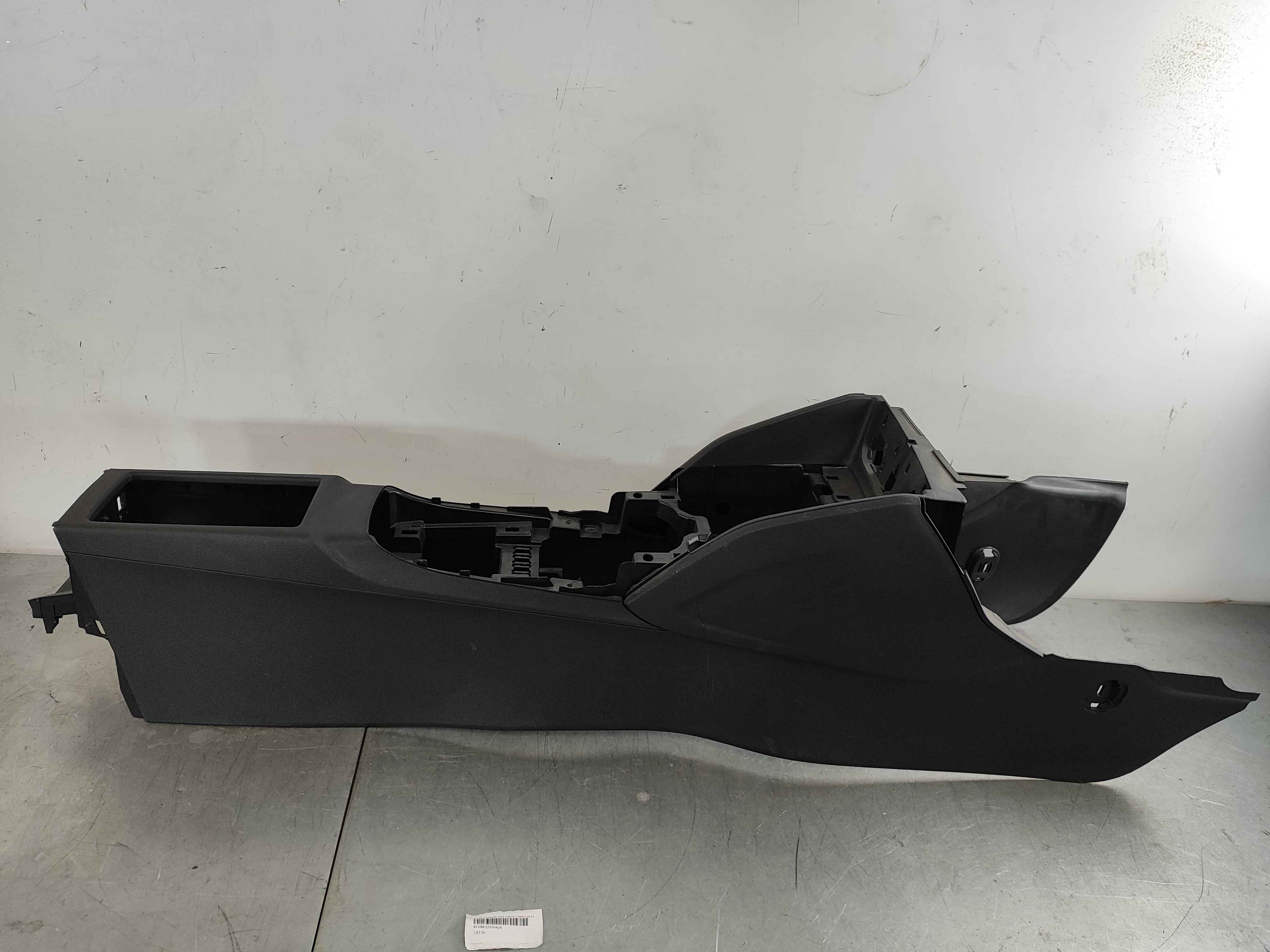 Centre console soul (black) Audi Q2 81