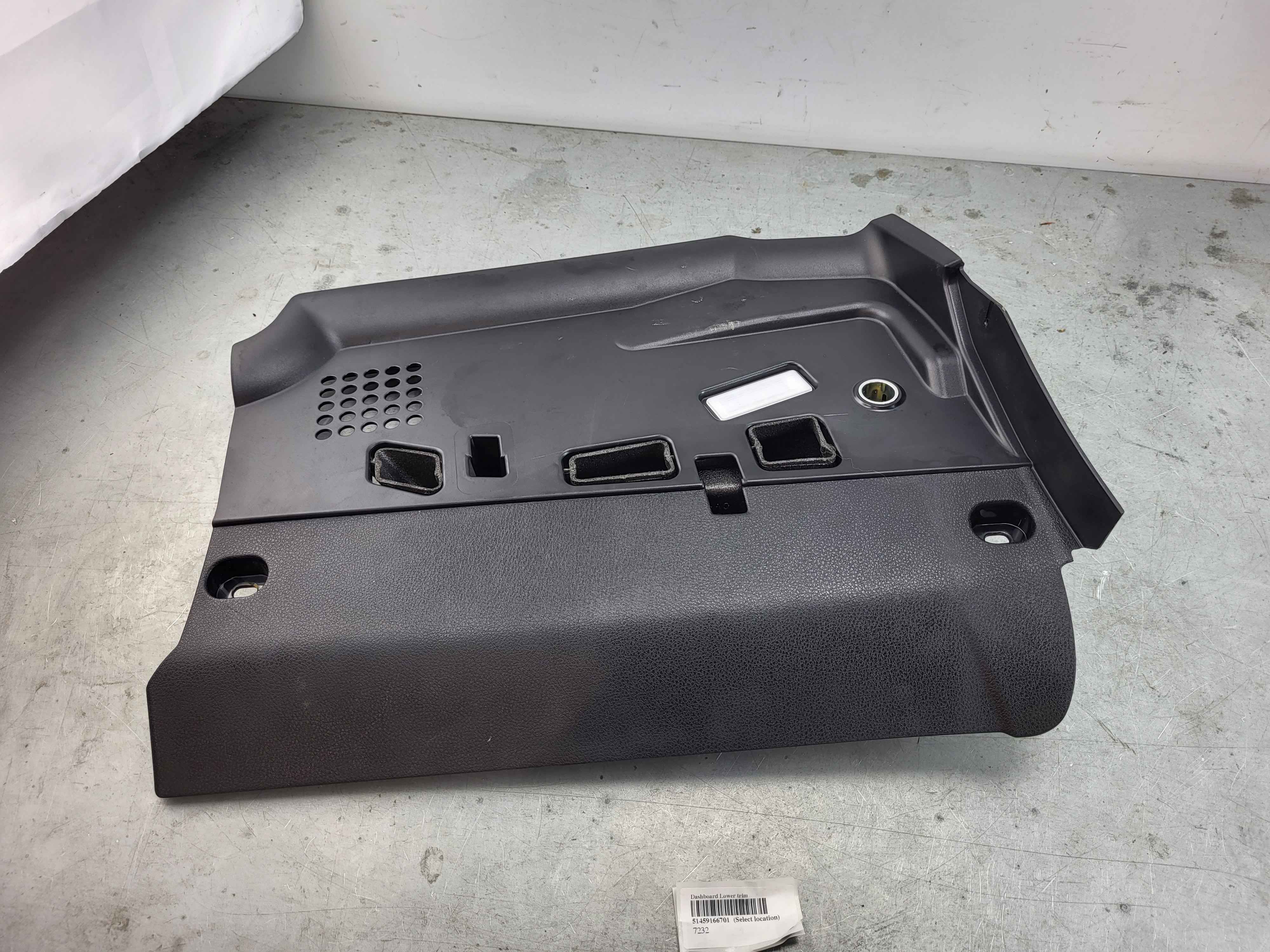 Dashboard Lower trim