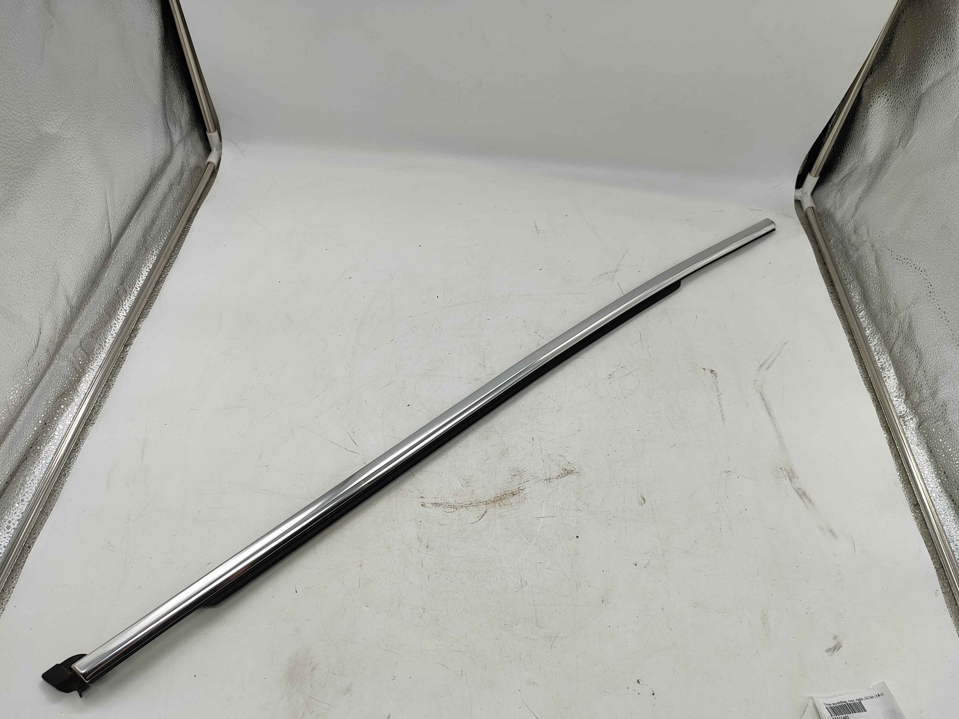 Trim moulding, rear, right (XC60 (18-))