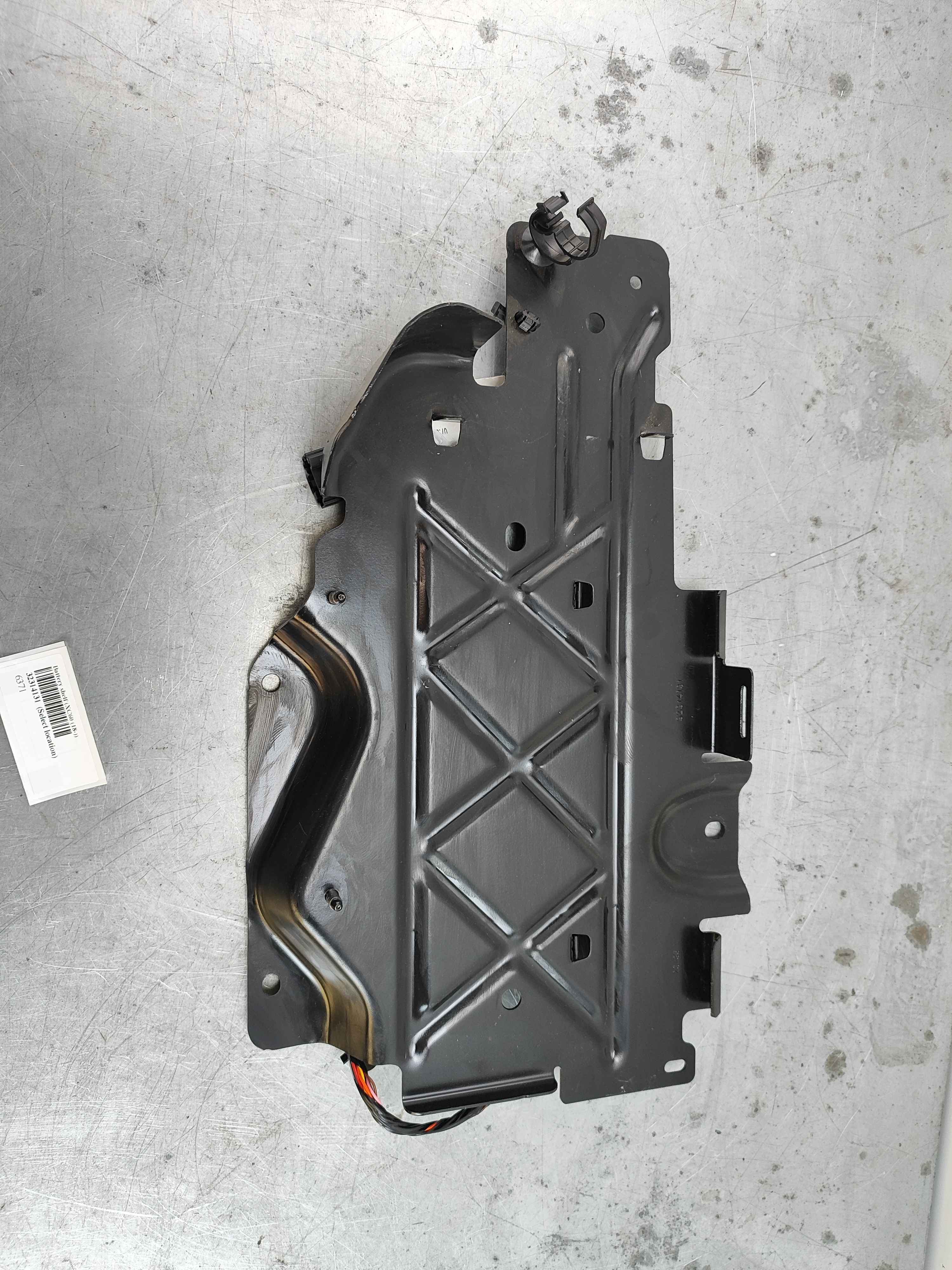 Battery shelf (XC60 (18-))