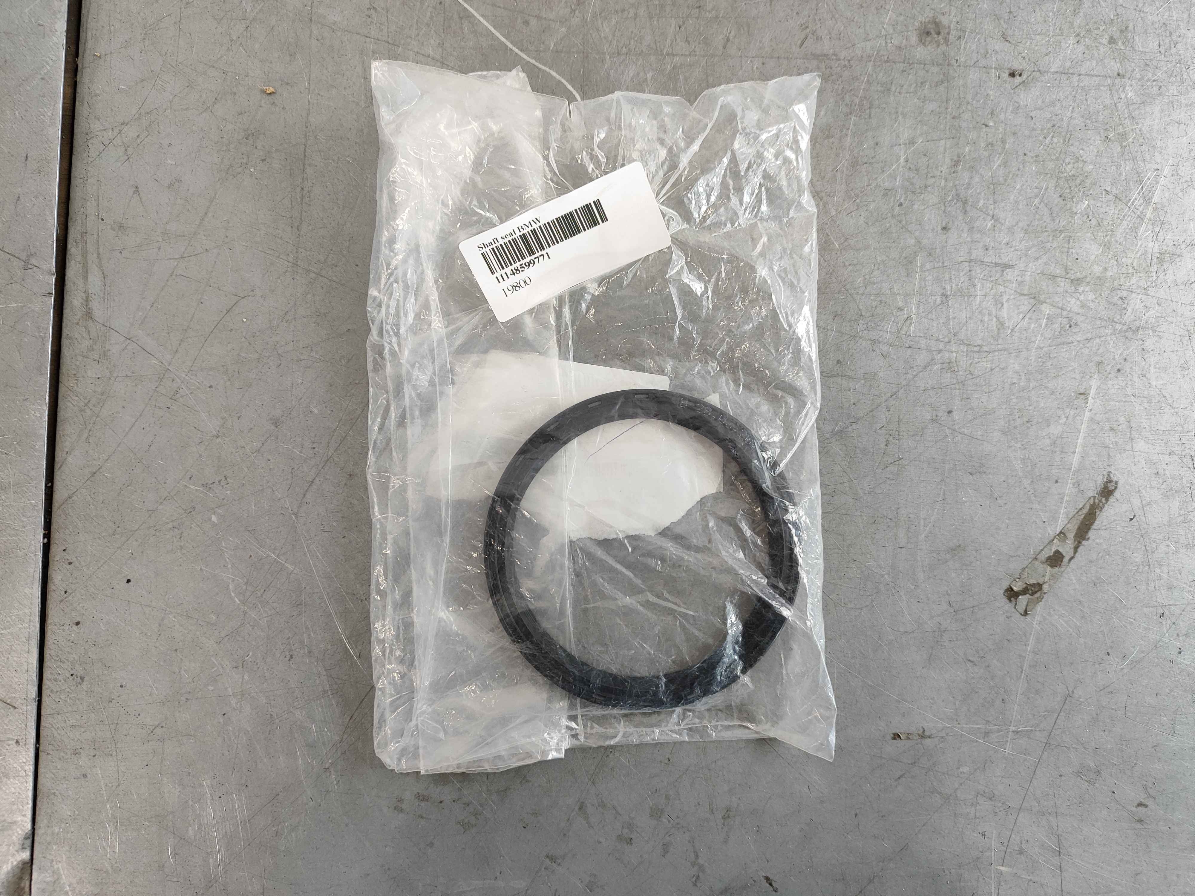 Shaft seal BMW
