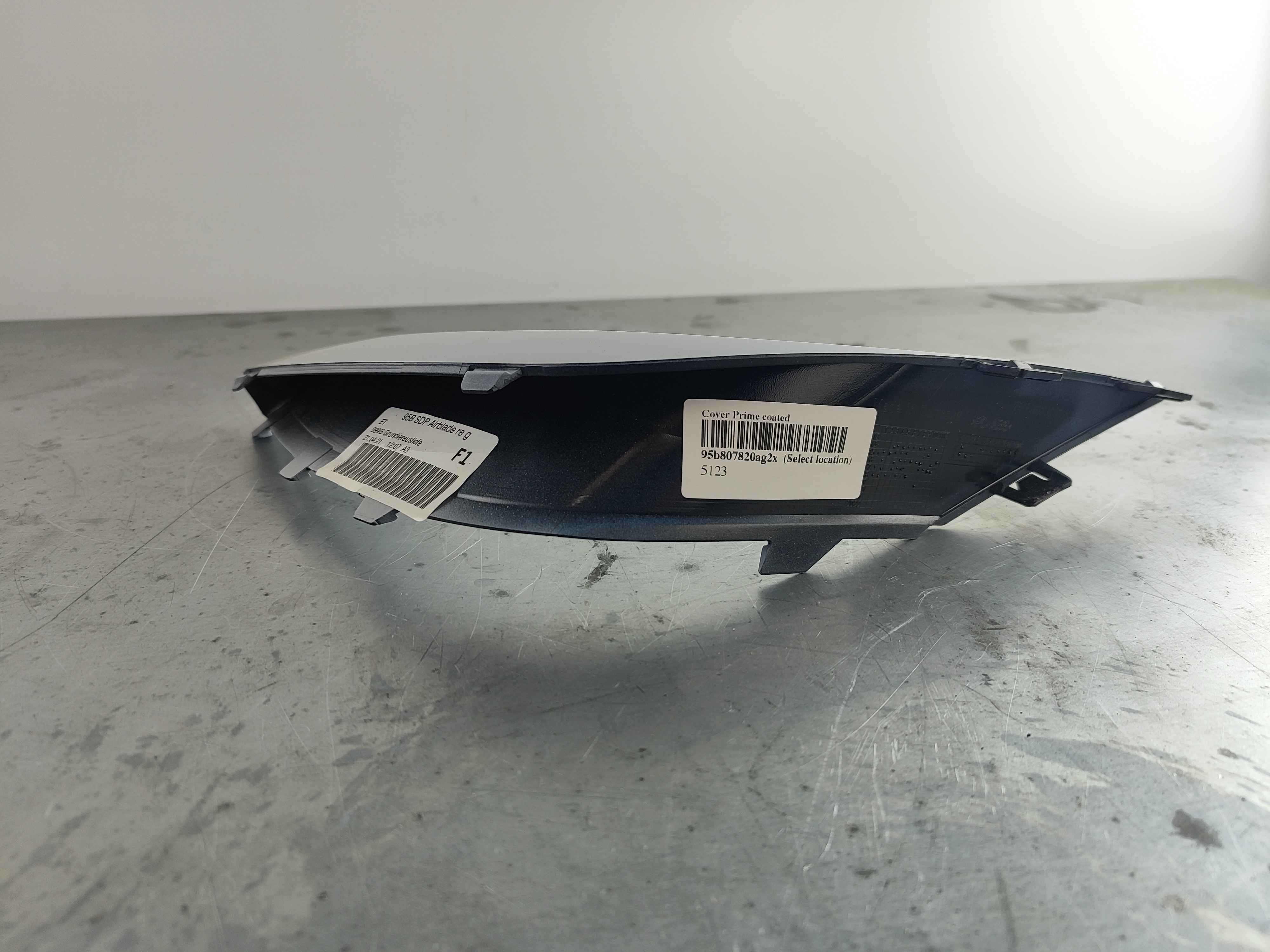 Cover Prime coated