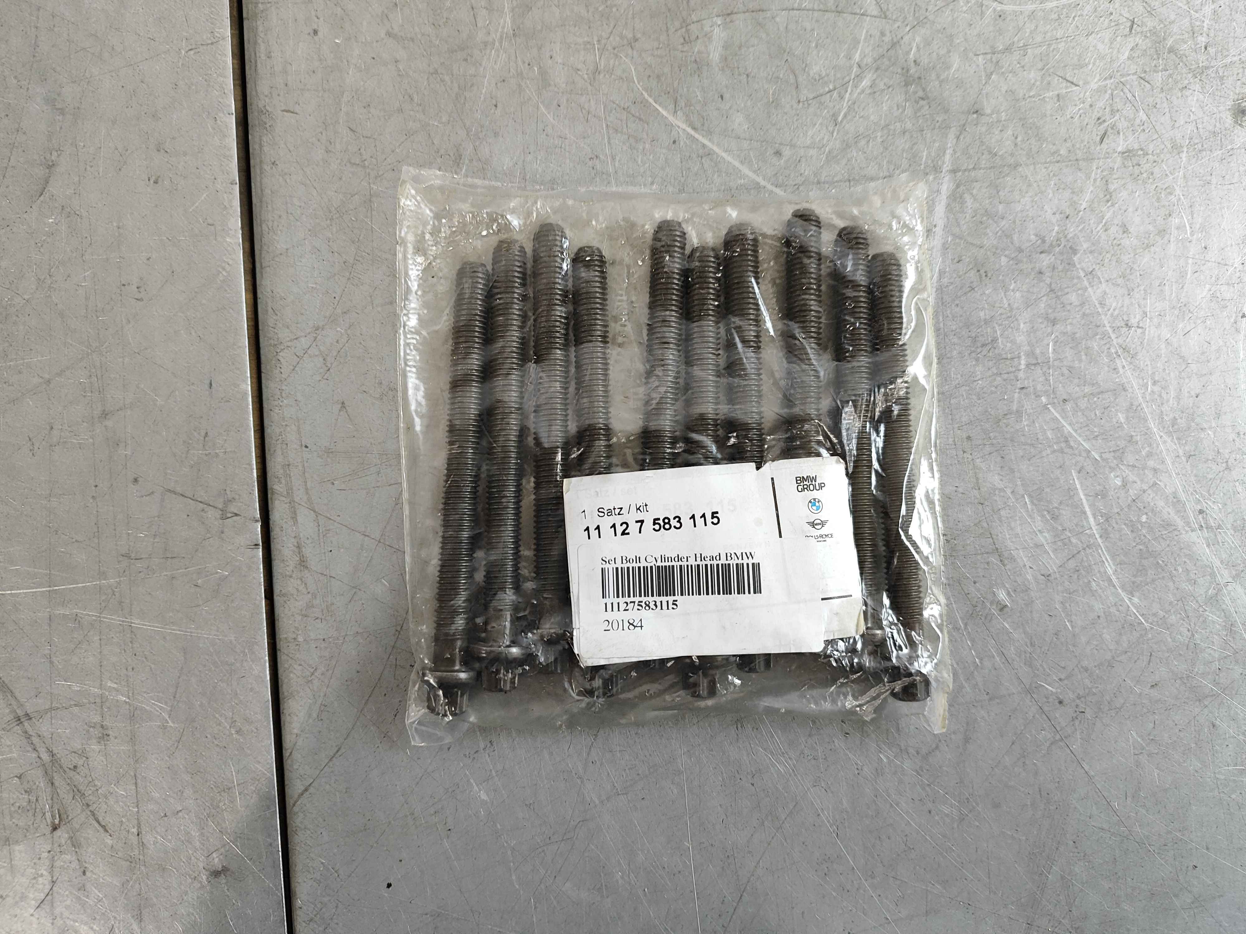 Set Bolt Cylinder Head BMW