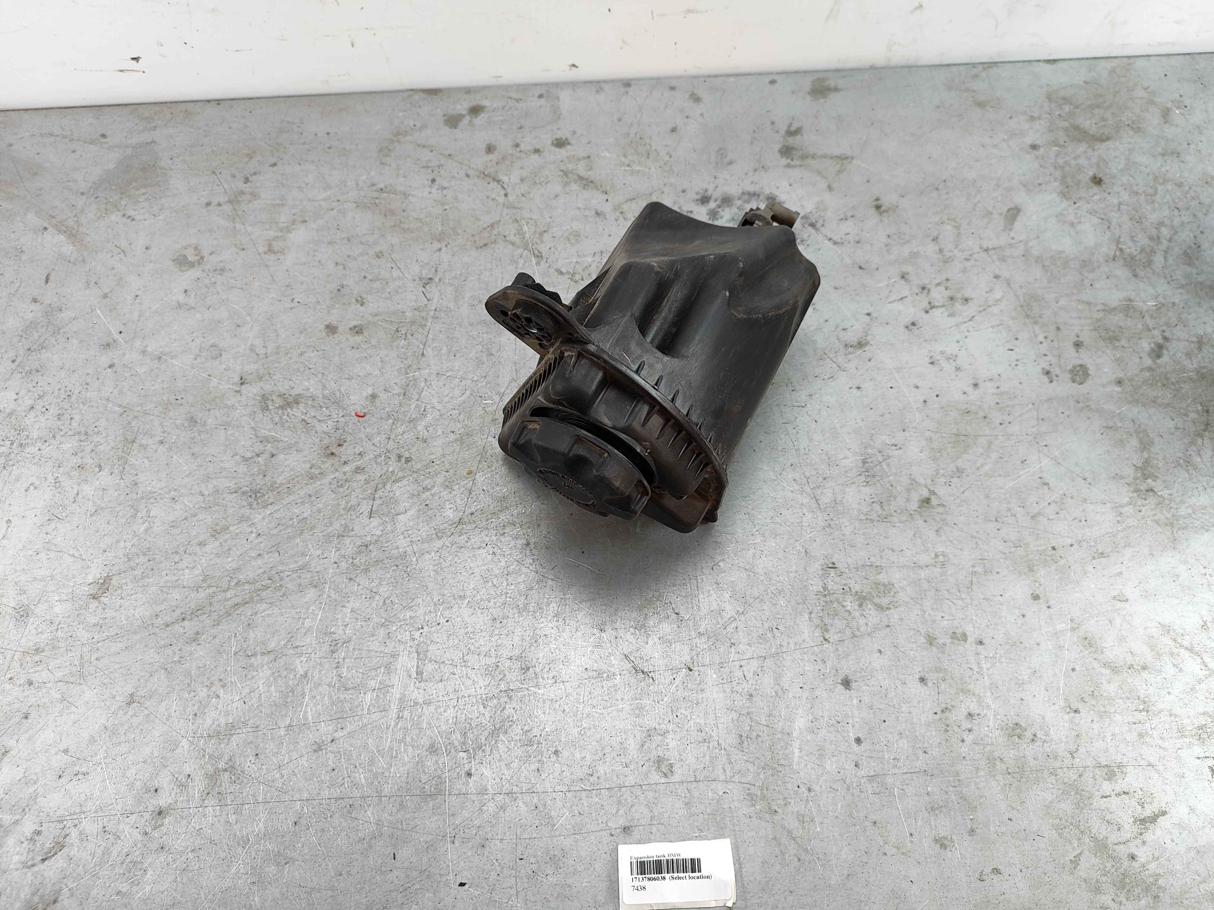 Expansion tank BMW