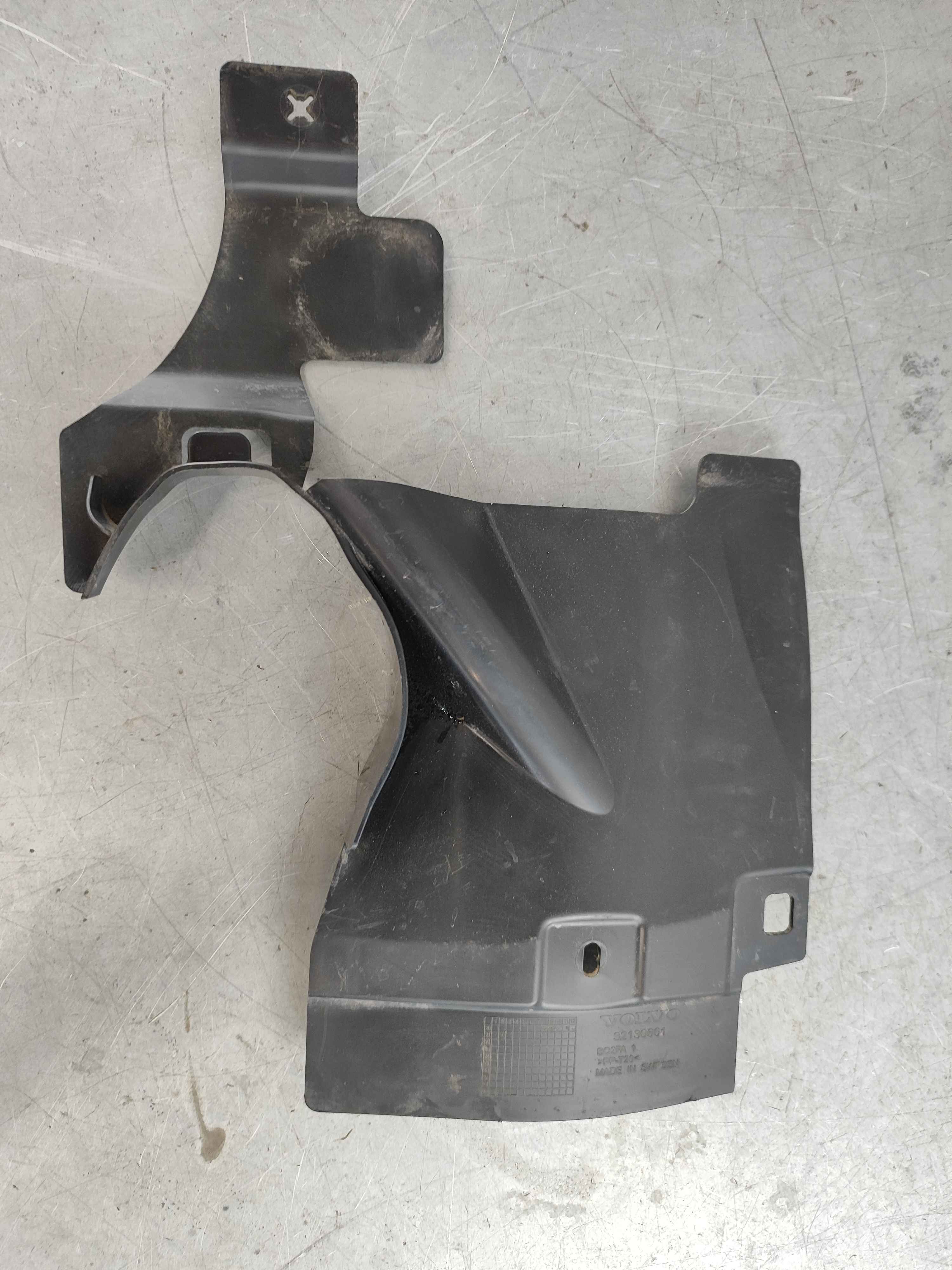 Mudflap, left
