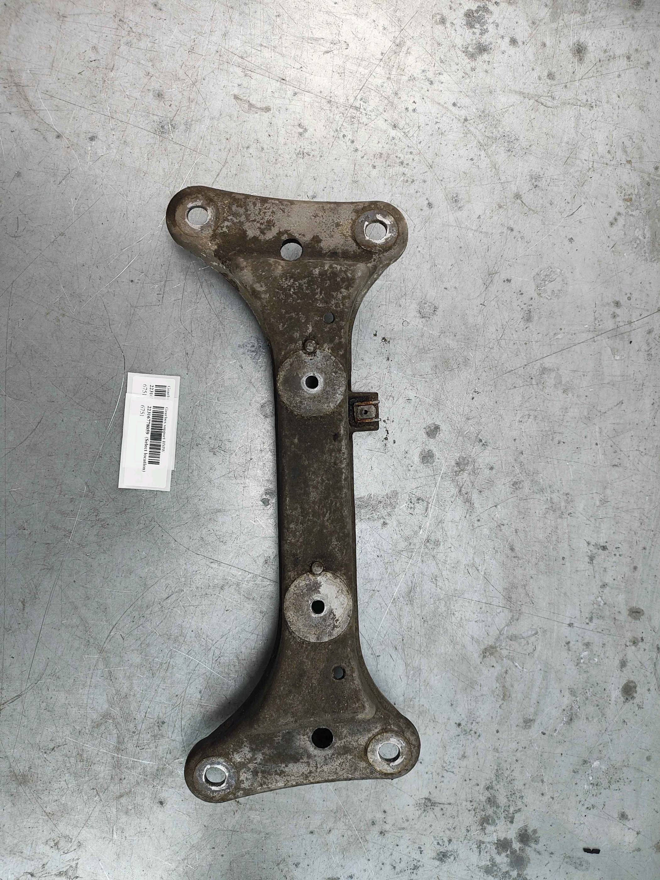 Gearbox support BMW