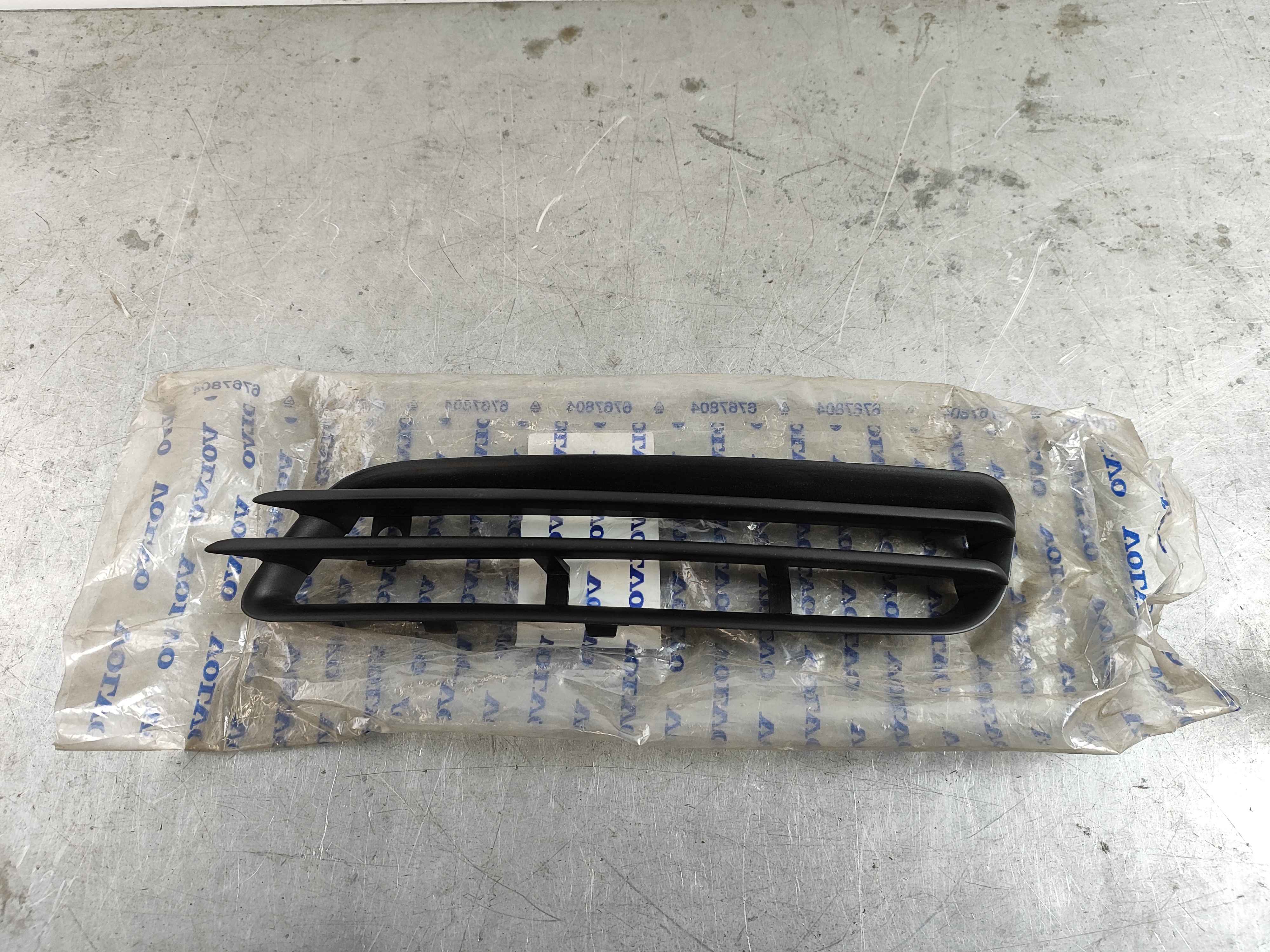 Grille, without foglight, left (V70 (-00)|S70)