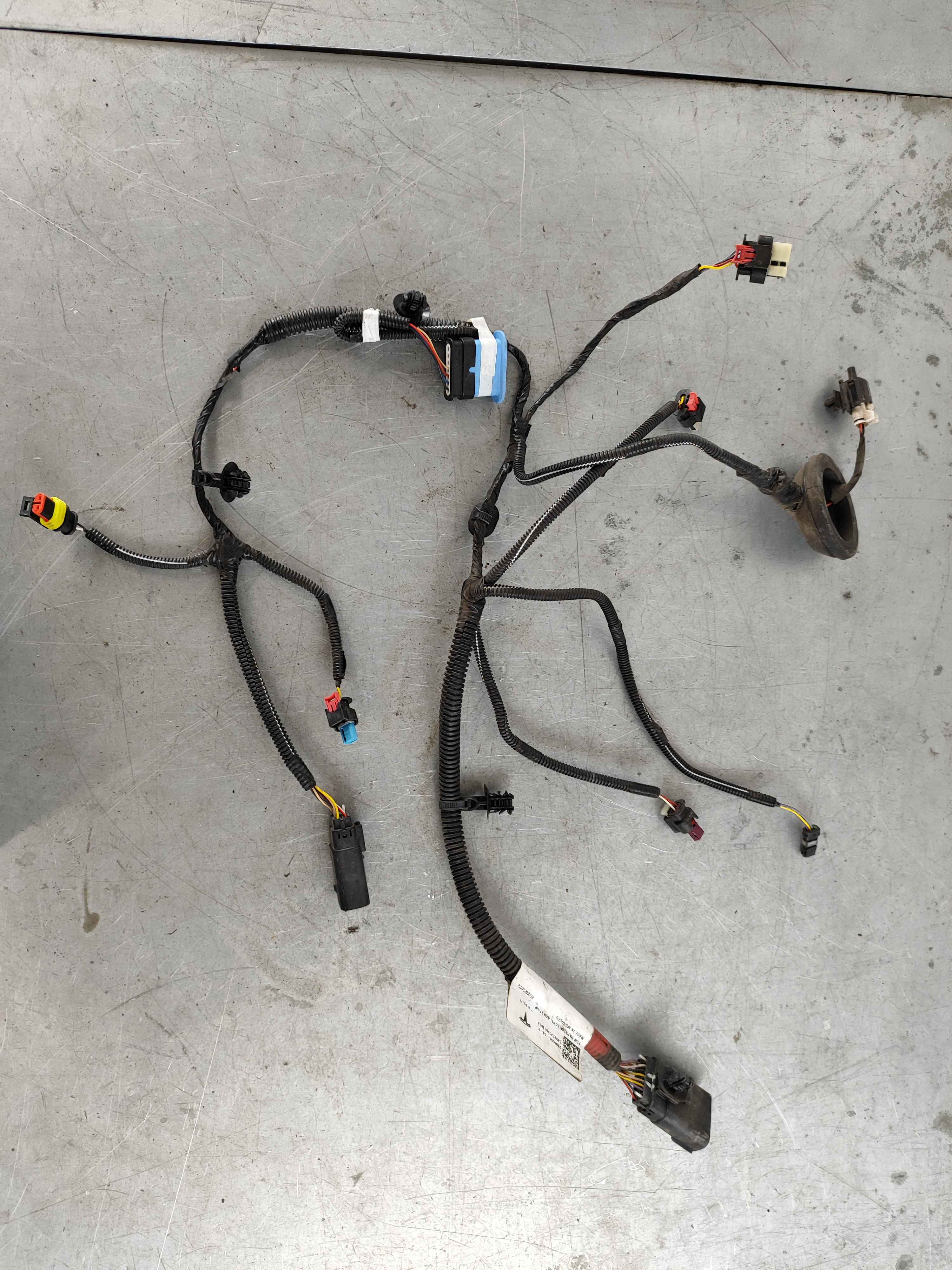 Tesla 248905004c