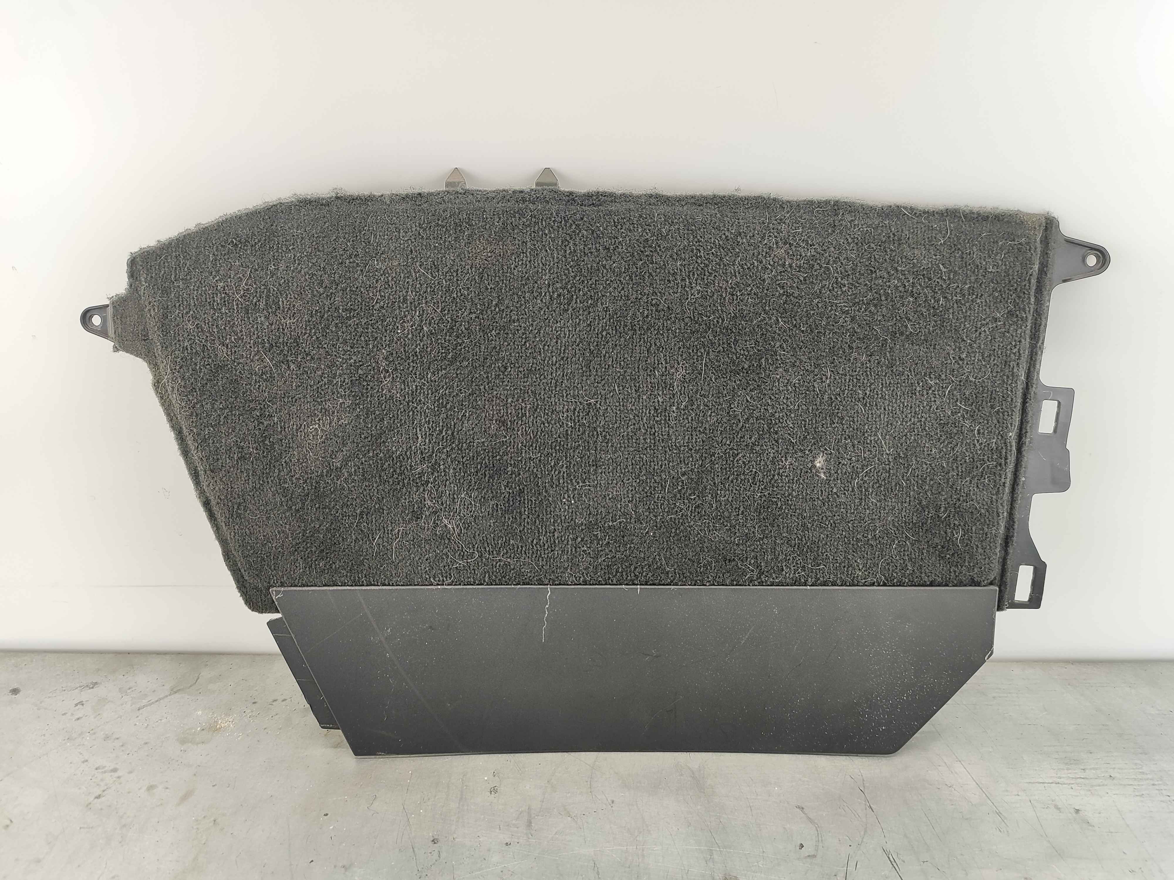 Panel Interior code: RXXX UXXX right rear