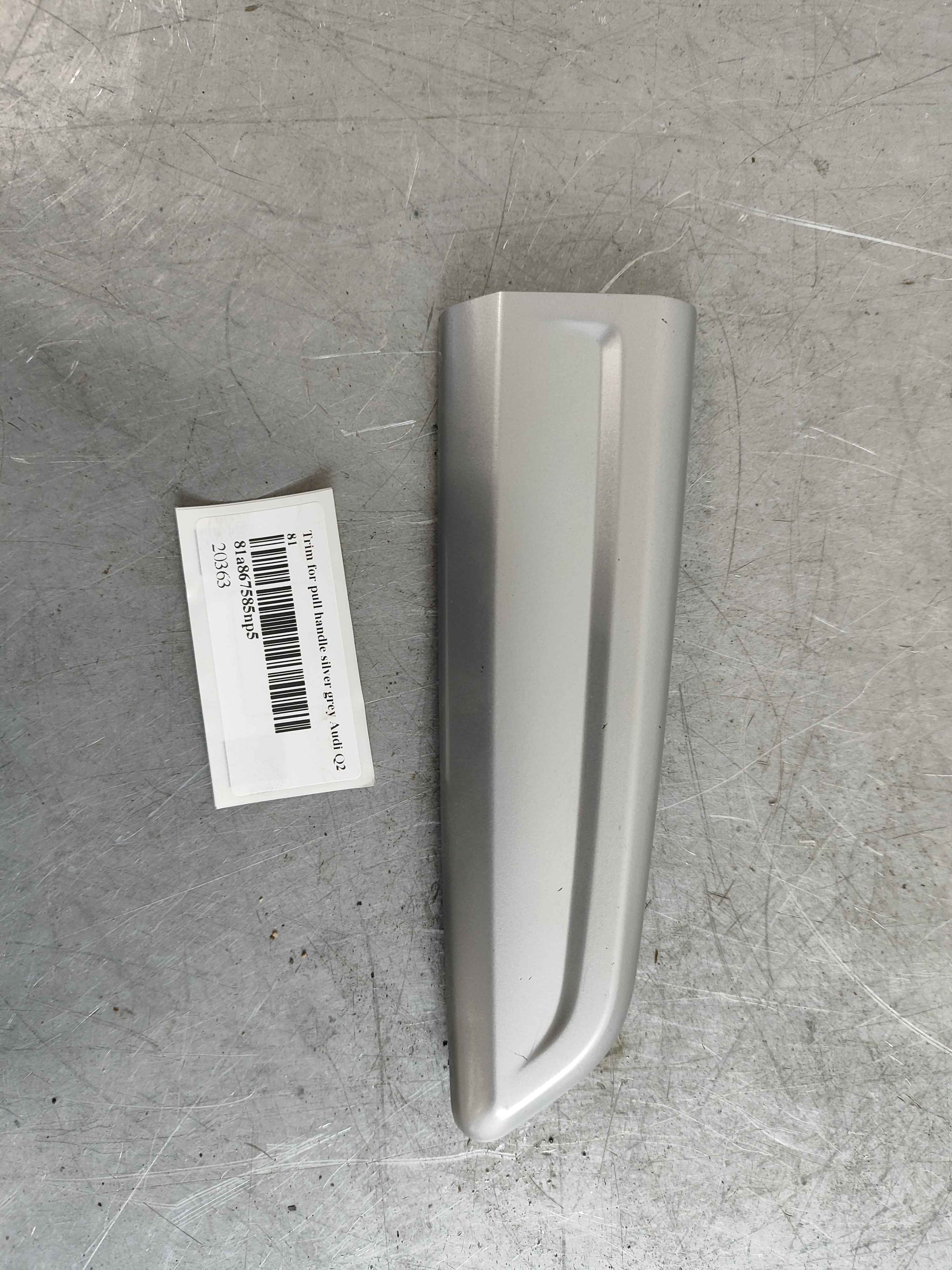 Trim for pull handle silver grey Audi Q2 81