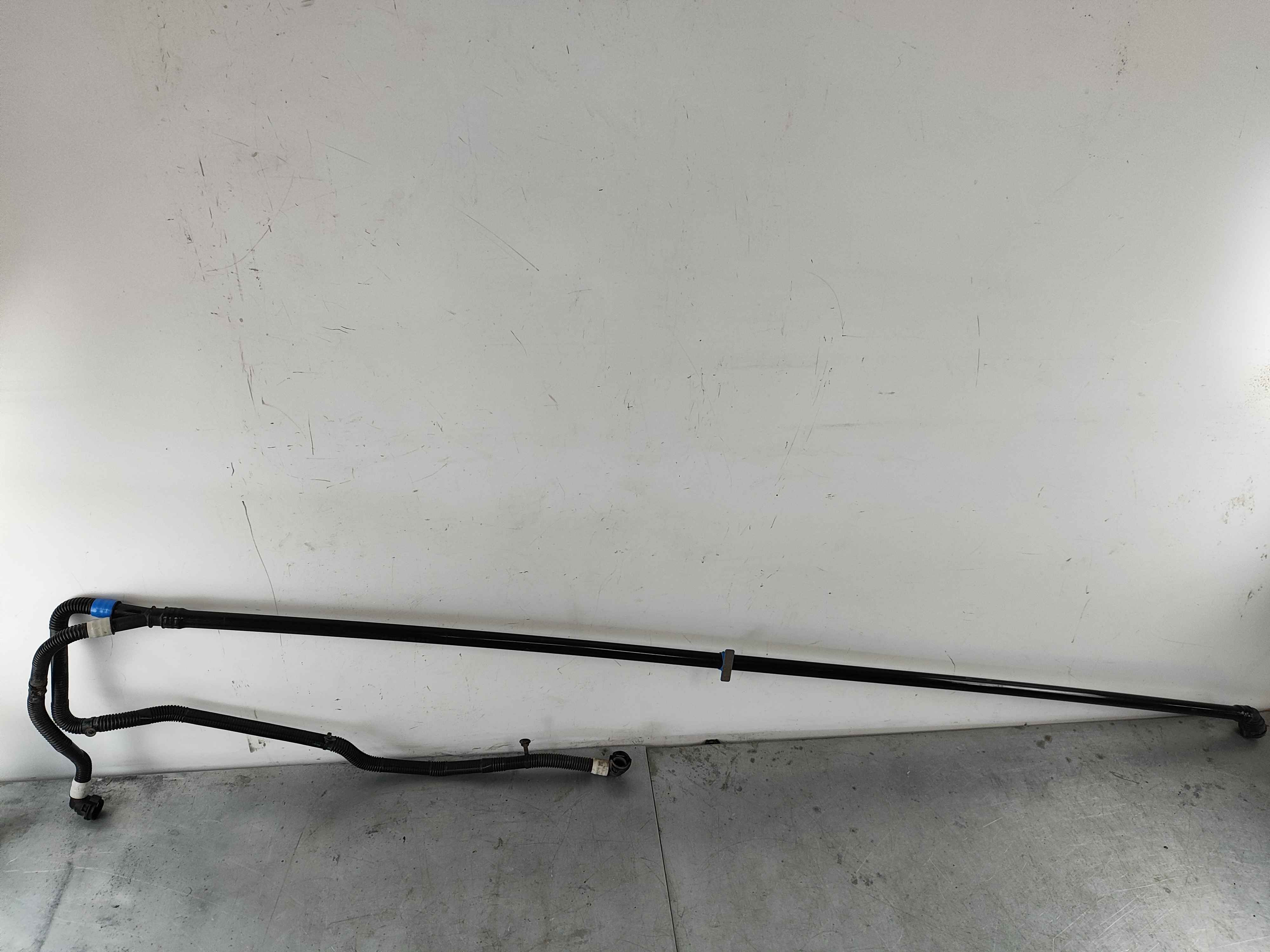 Tesla 153011800C