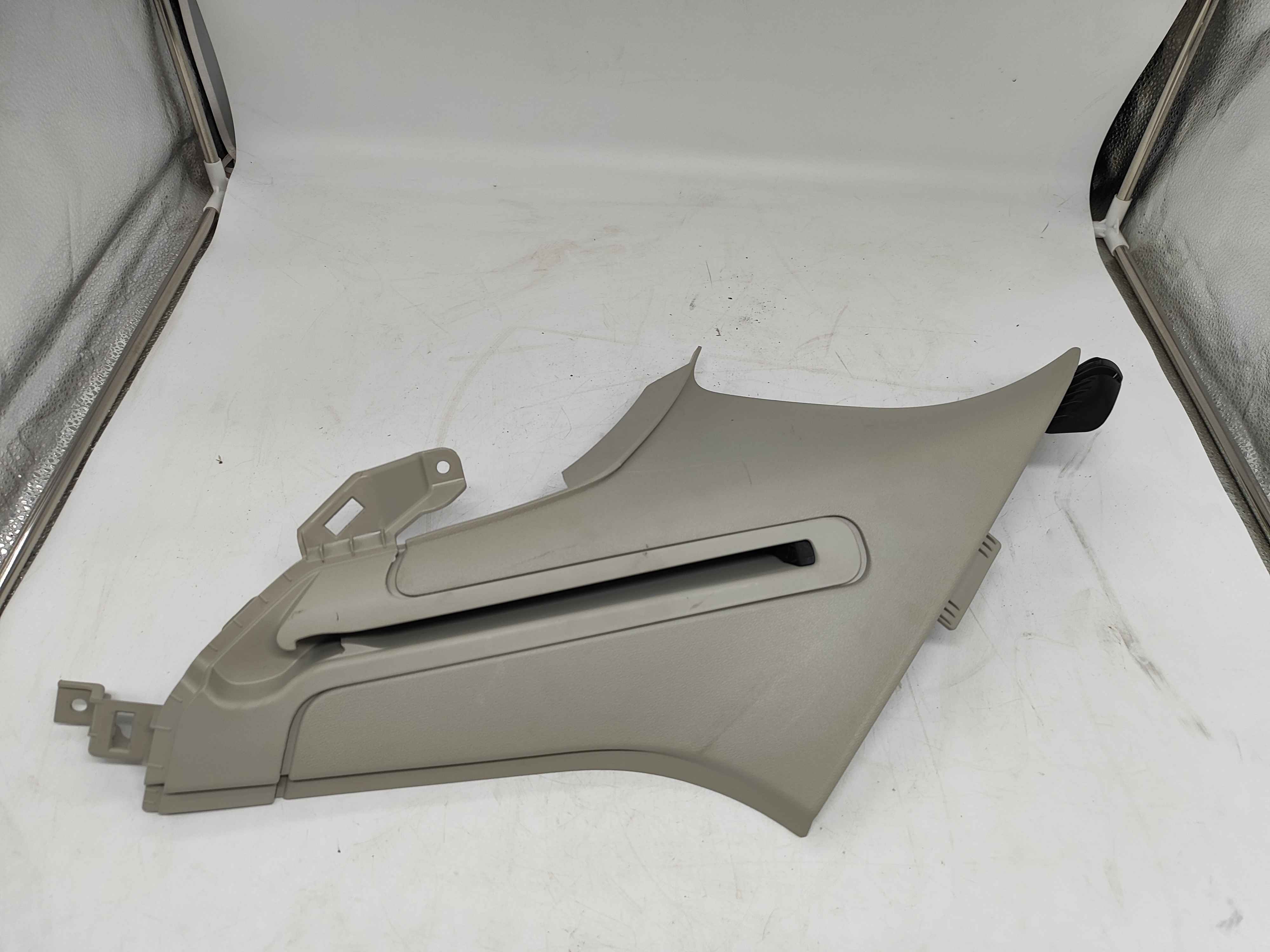Panel, left, D-pillar, blonde (XC60 (18-))