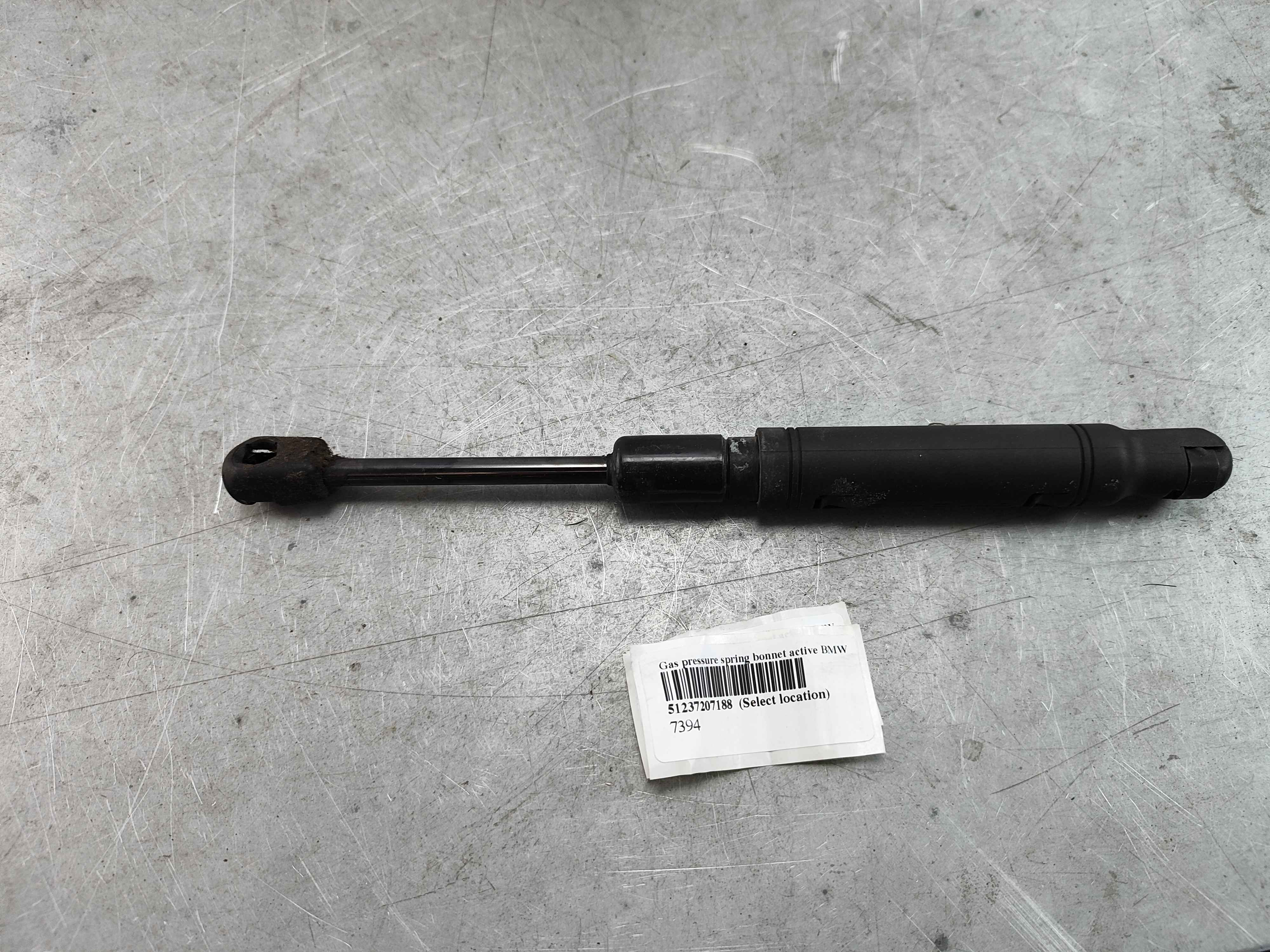 Gas pressure spring bonnet active BMW