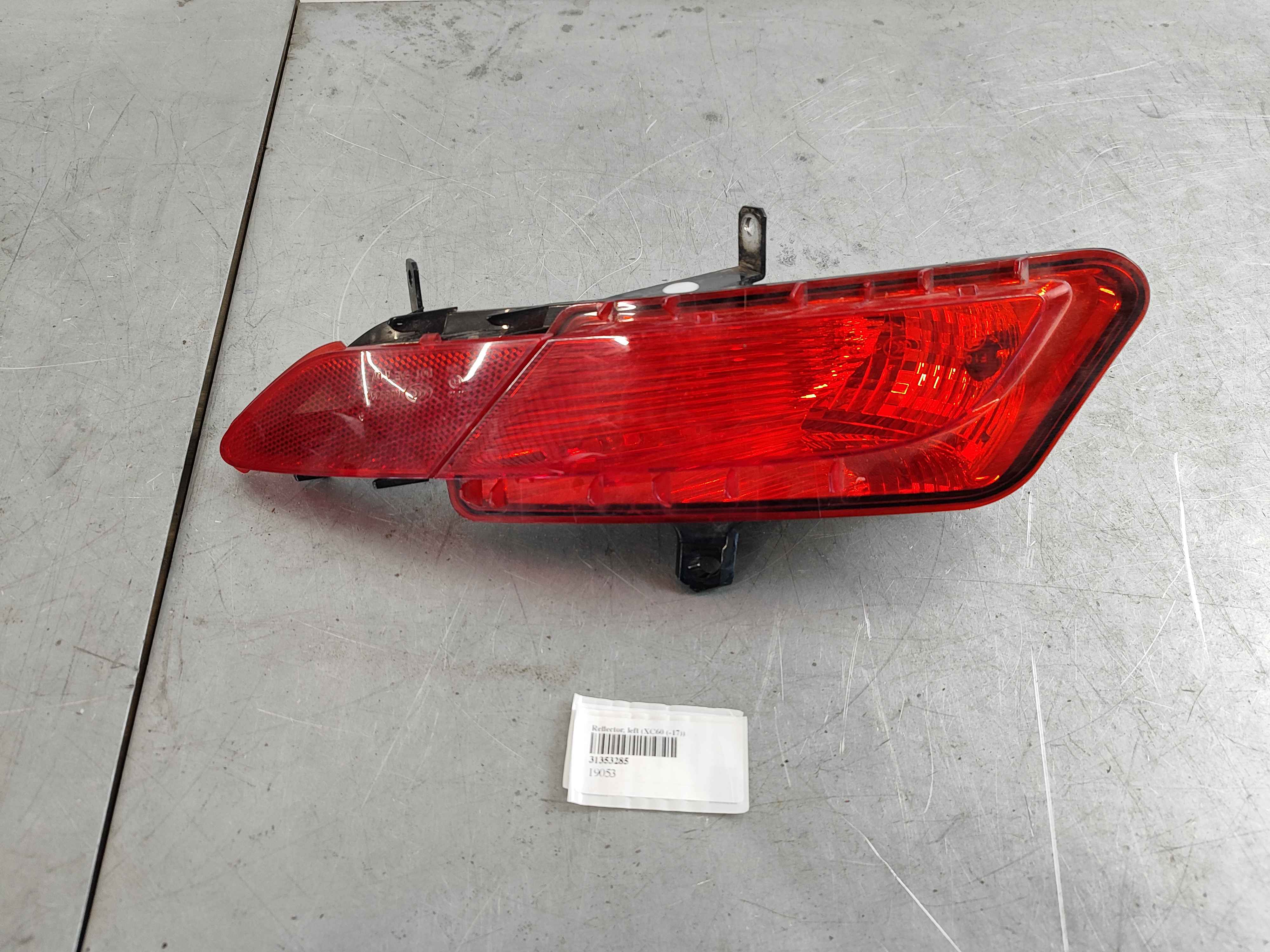 Reflector, left (XC60 (-17))
