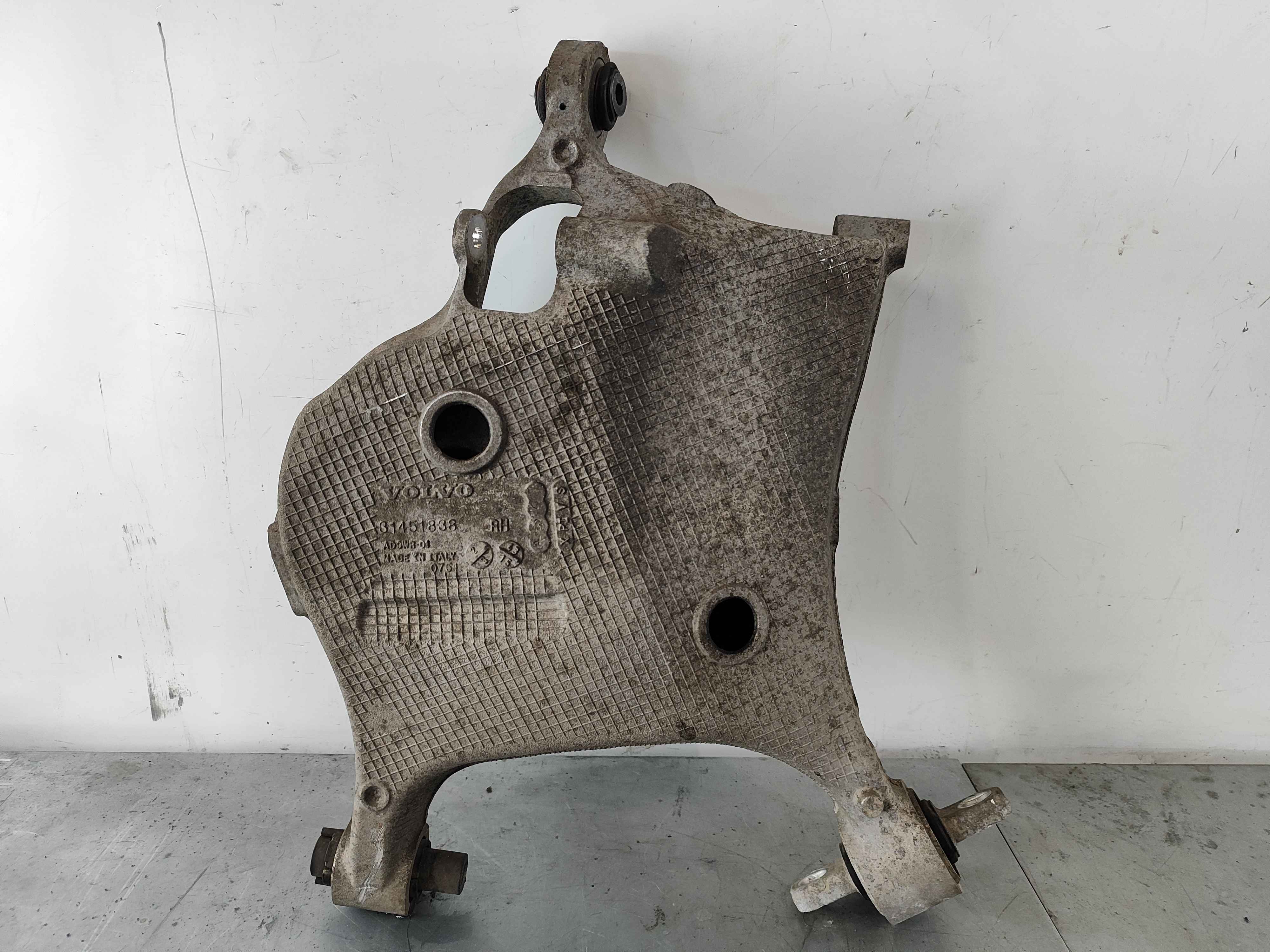 Control arm, right (XC90 (16-)|V90 Cross C.|XC60 (18-))