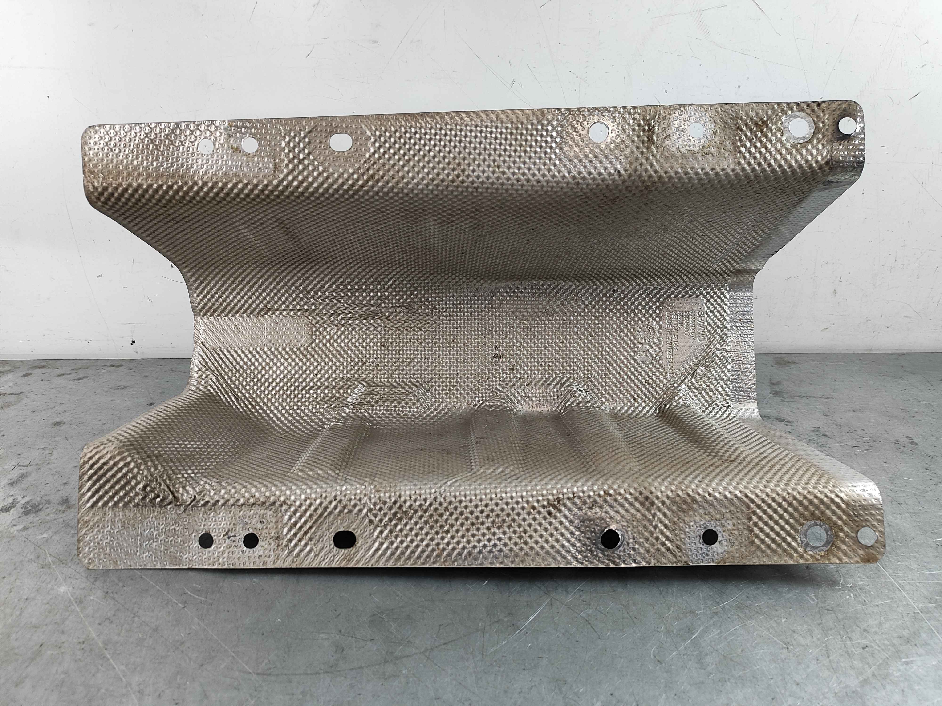 Heat shield, tunnel, rear (XC40)