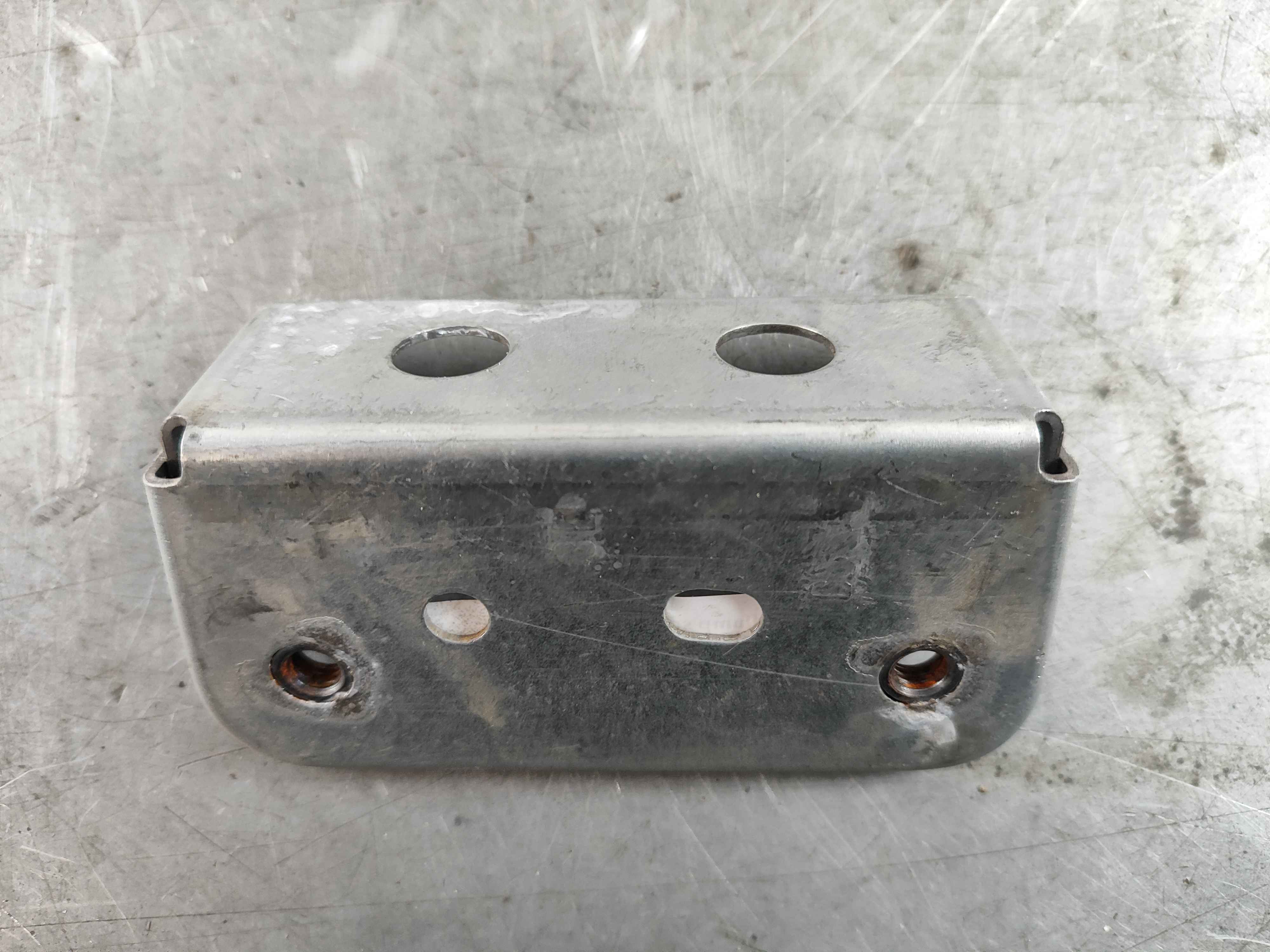 Headlamp support bracket