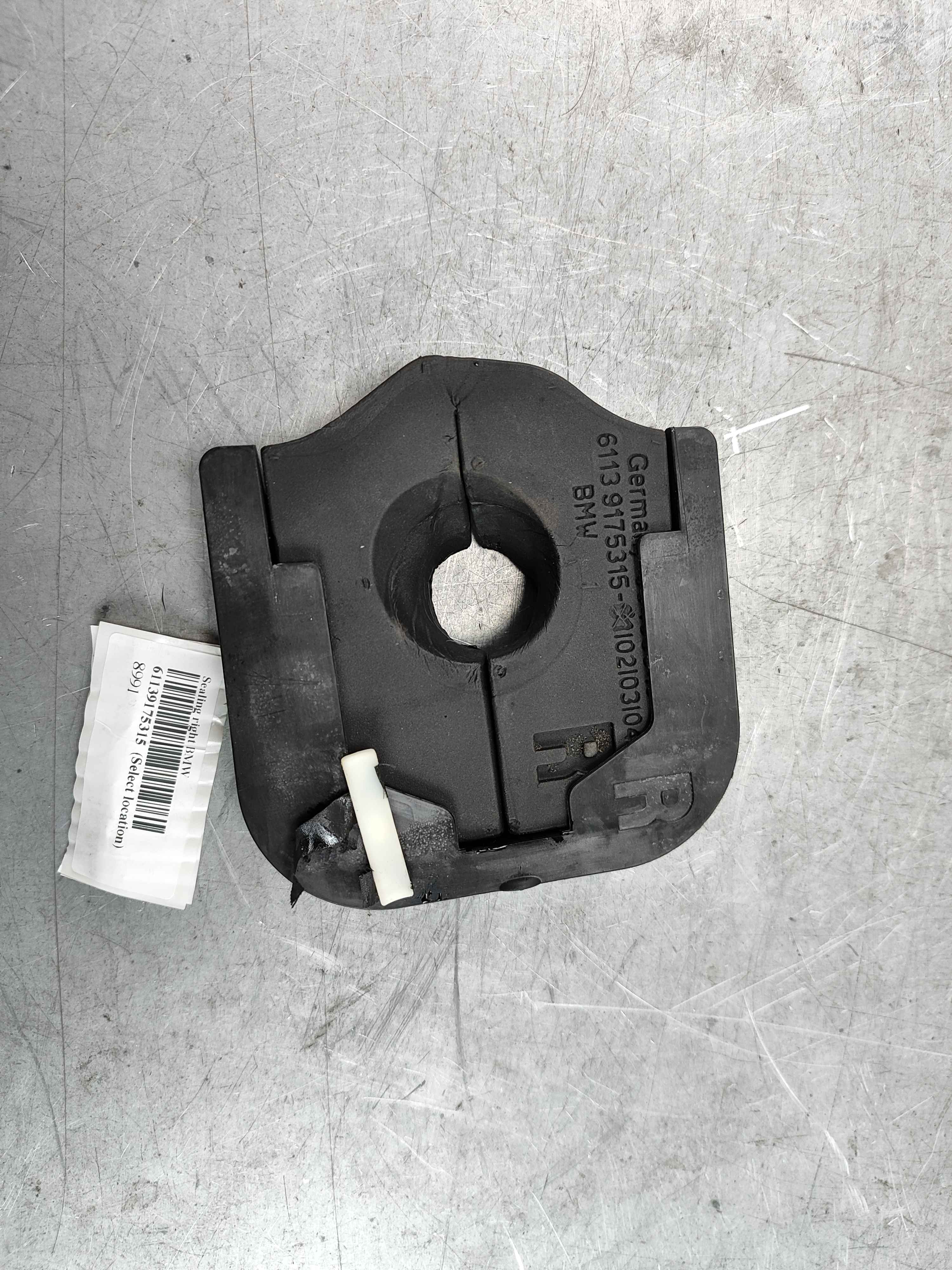 Sealing right BMW
