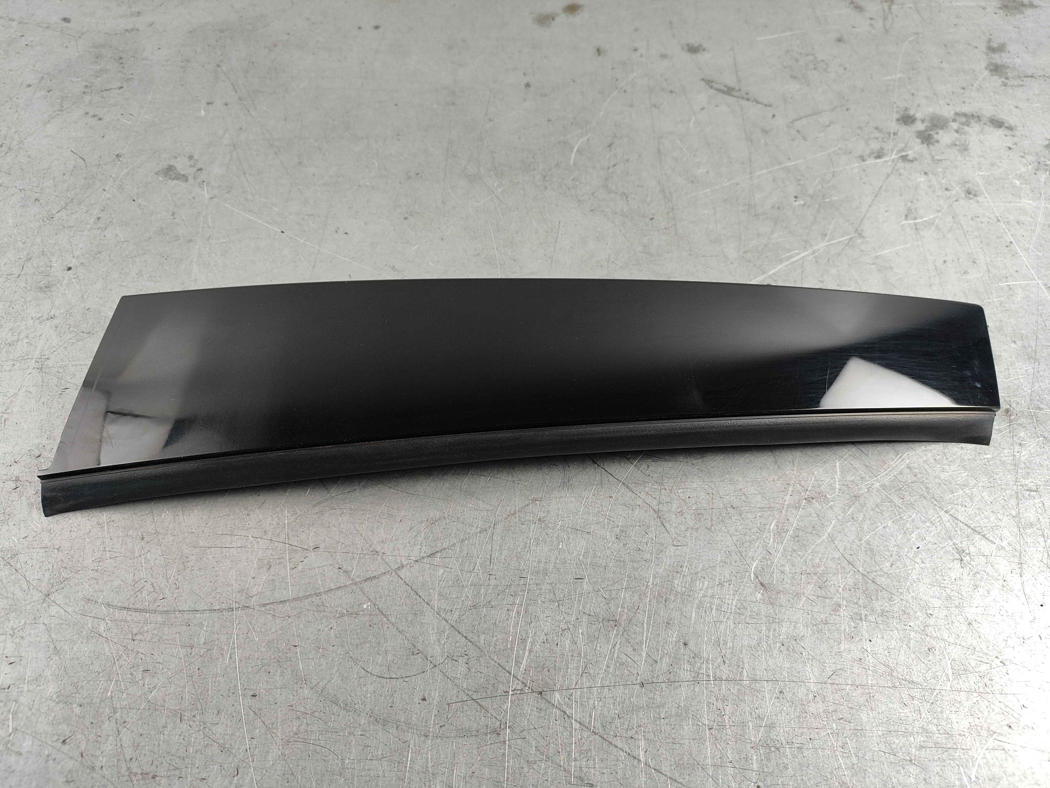 Trim panel, B-pillar, rear door, right (XC40)