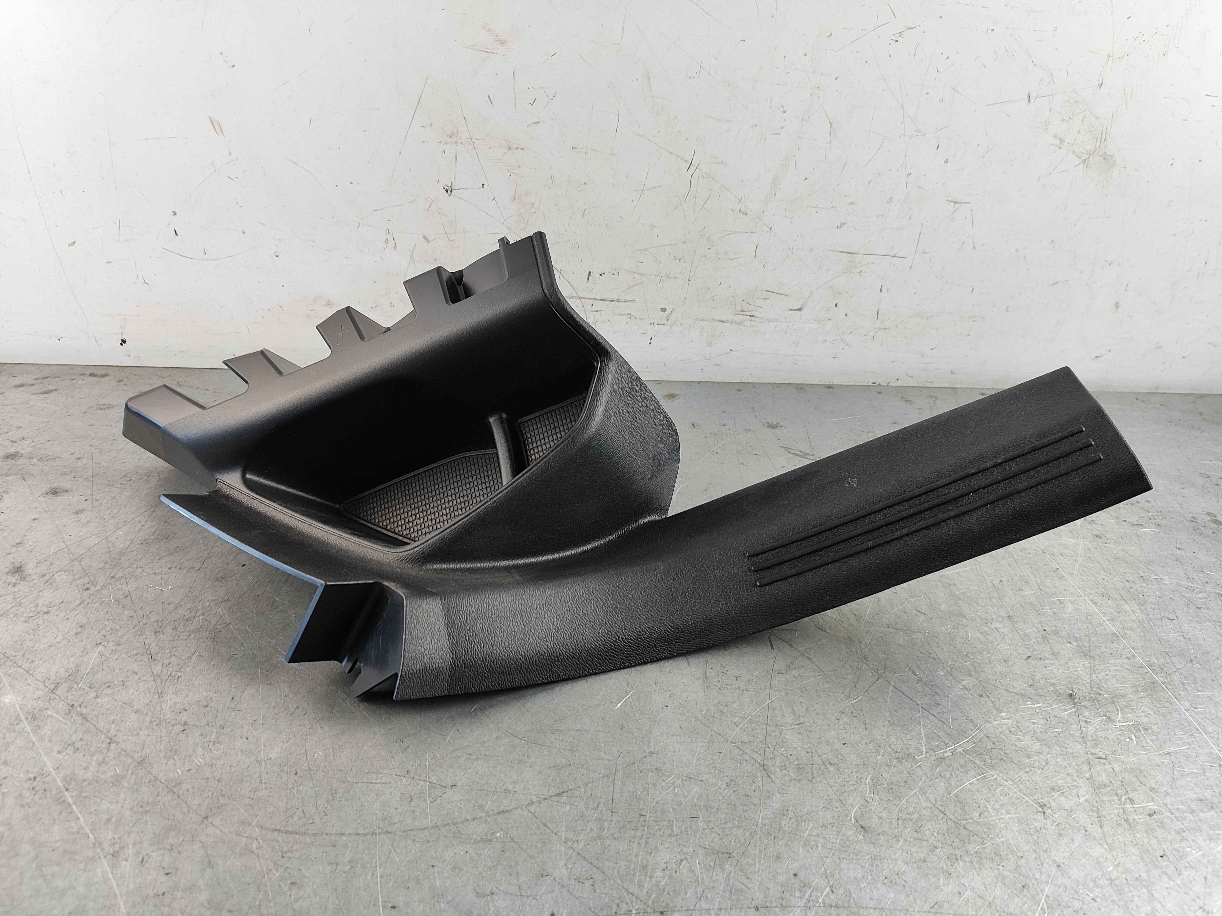 Sill moulding, right rear (XC40)