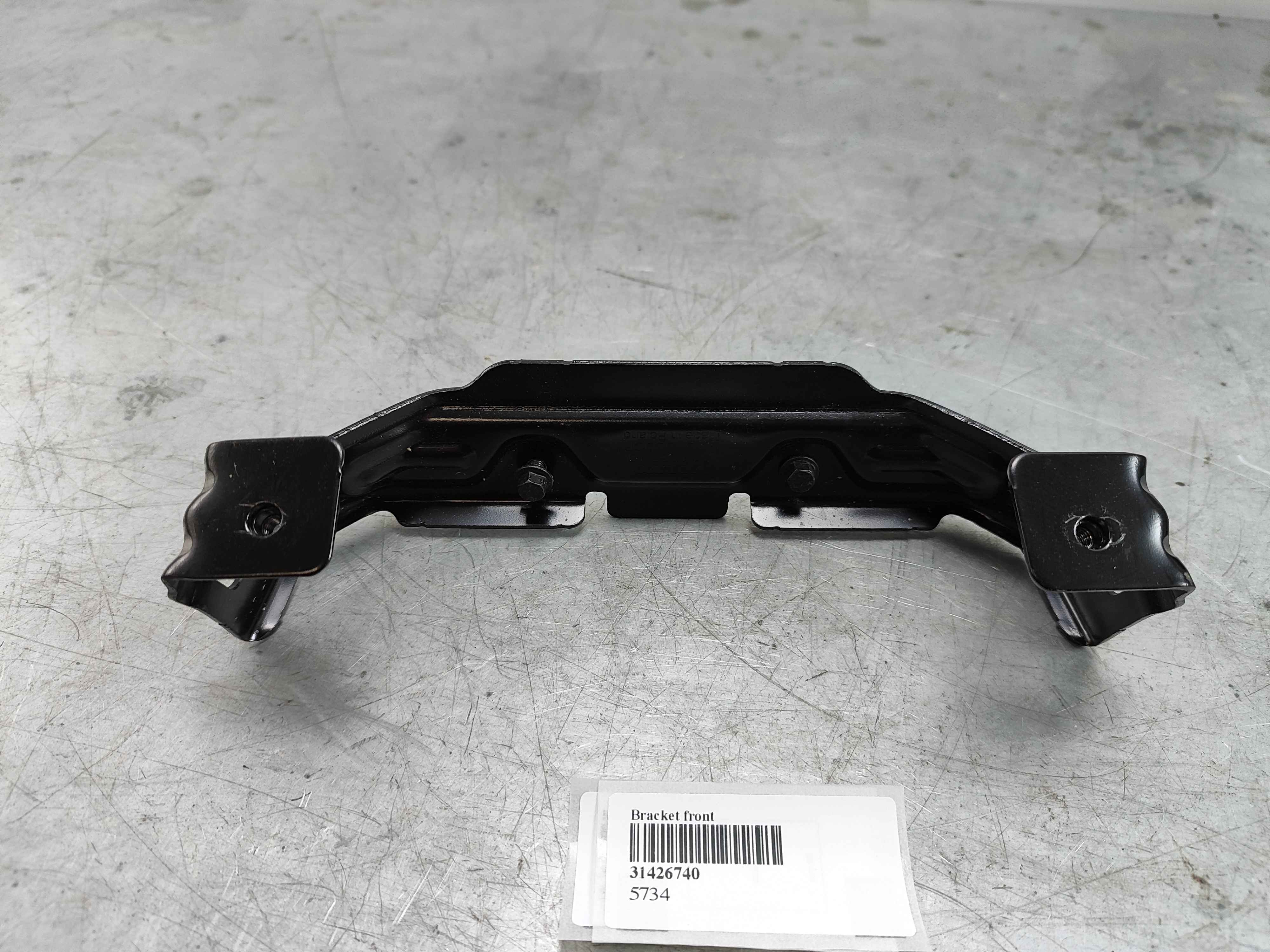 Bracket front