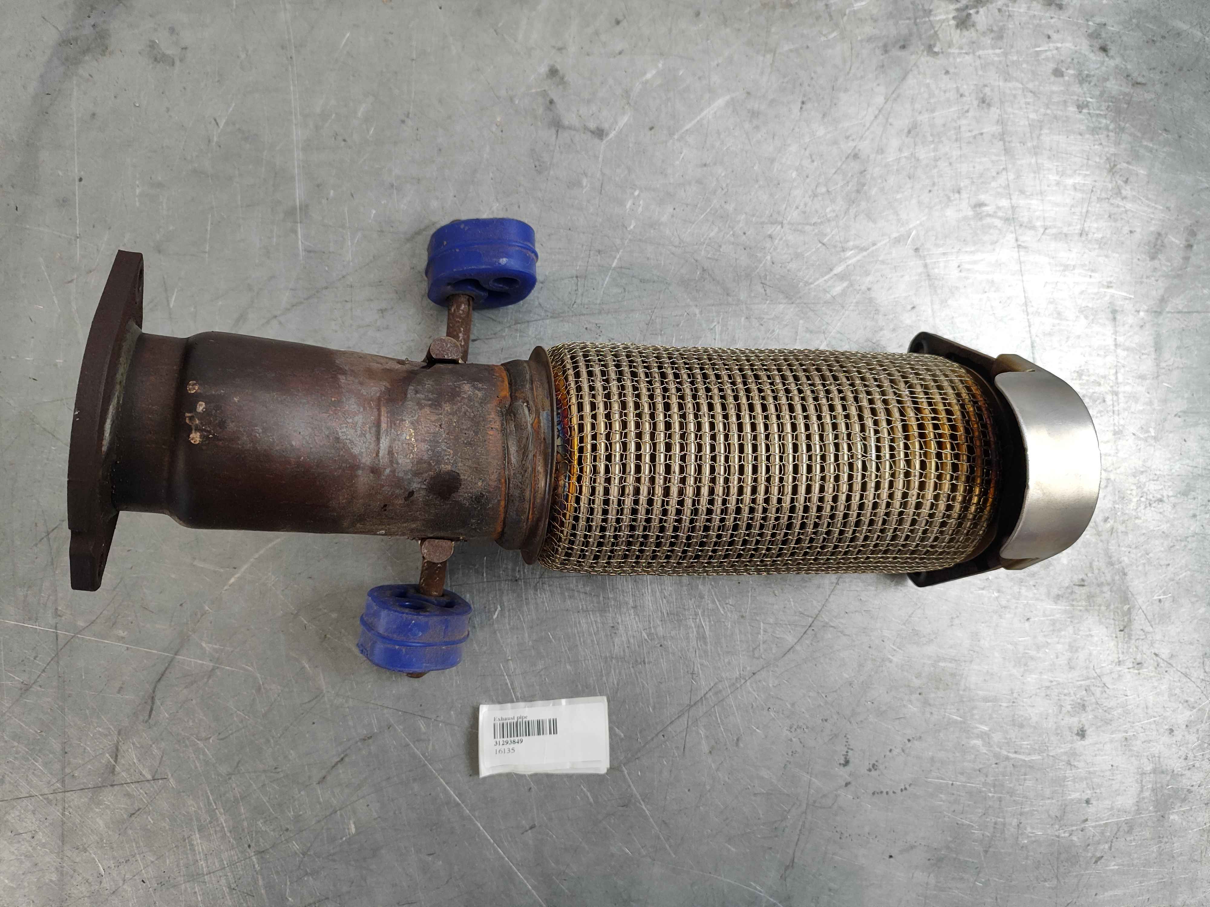 Exhaust pipe