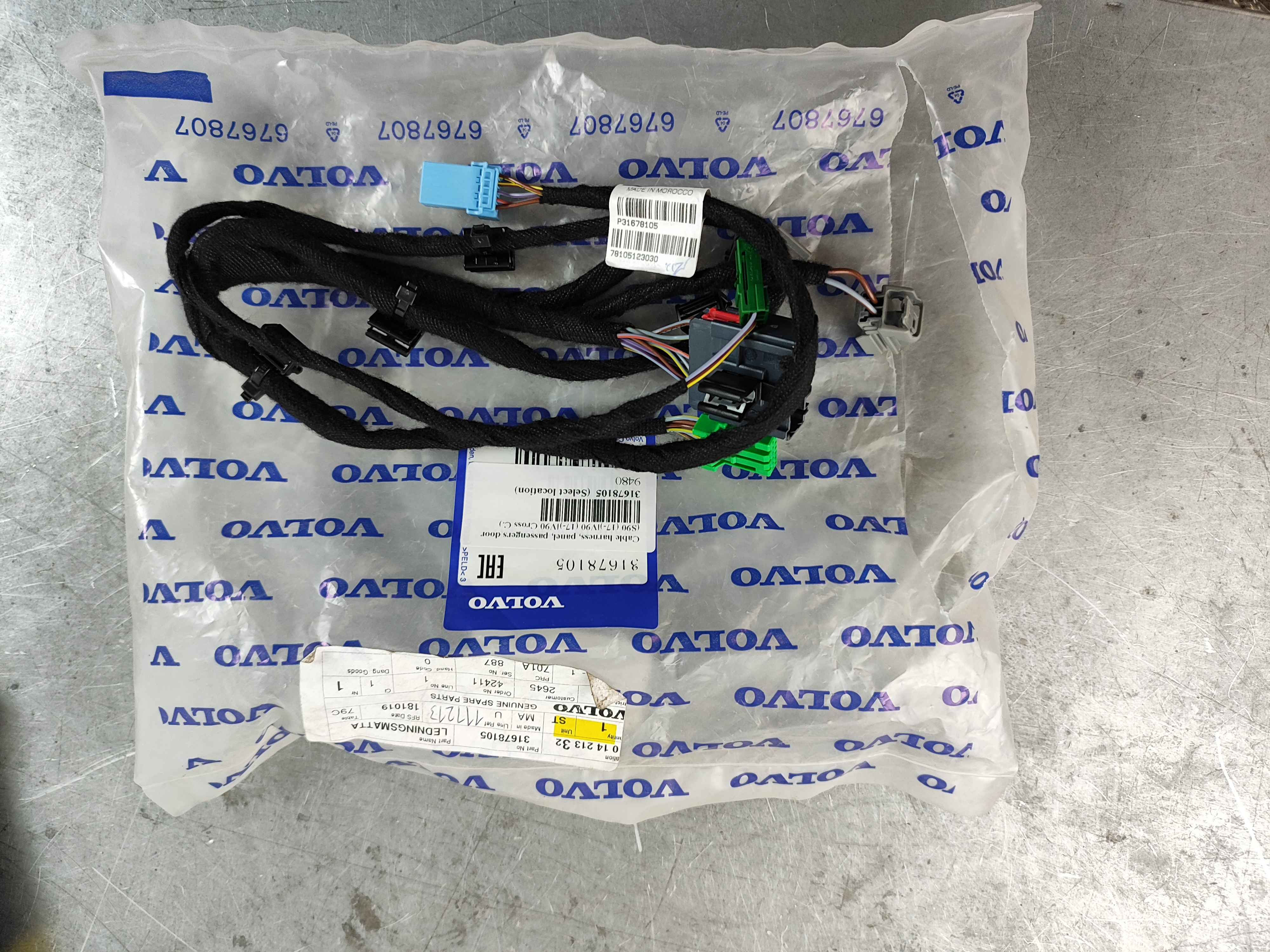 Cable harness, panel, passengers door (S90 (17-)|V90 (17-)|V90 Cross C.)