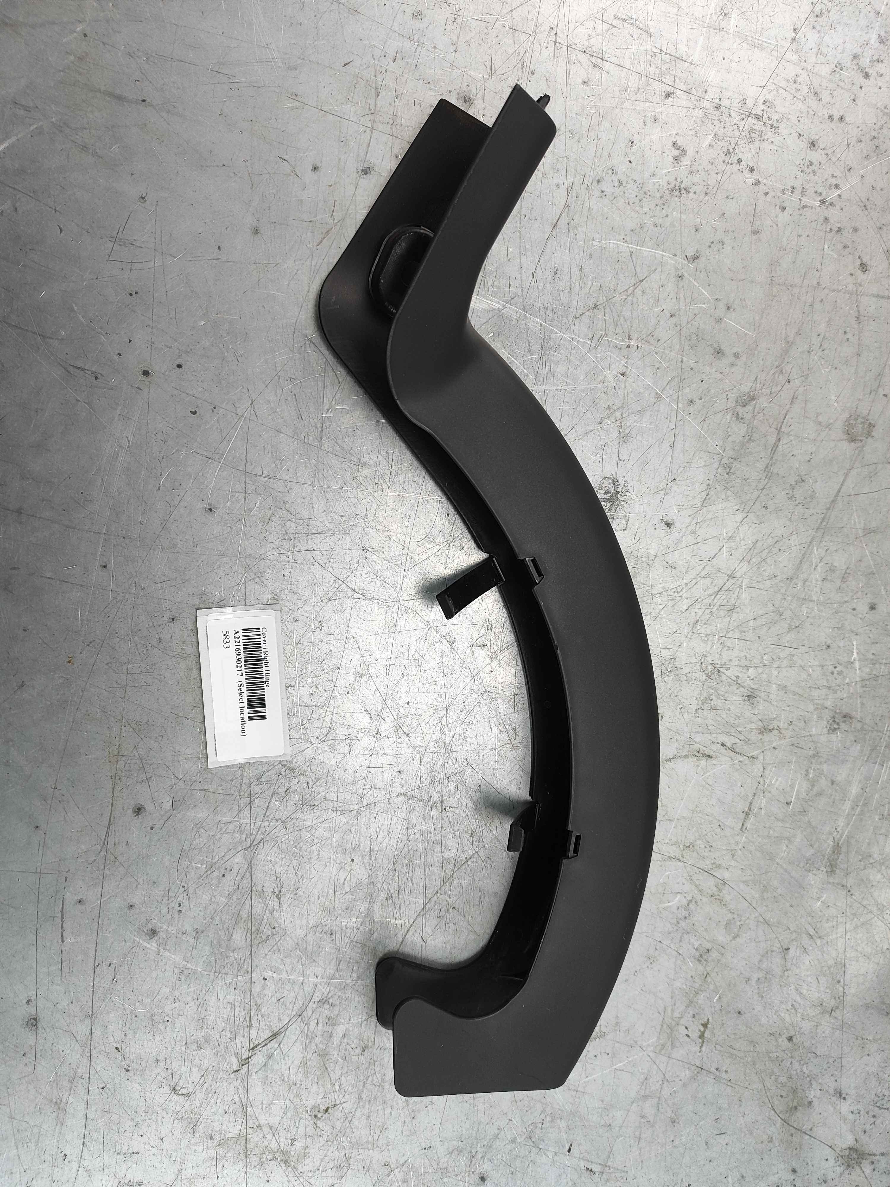 Cover | Right Hinge