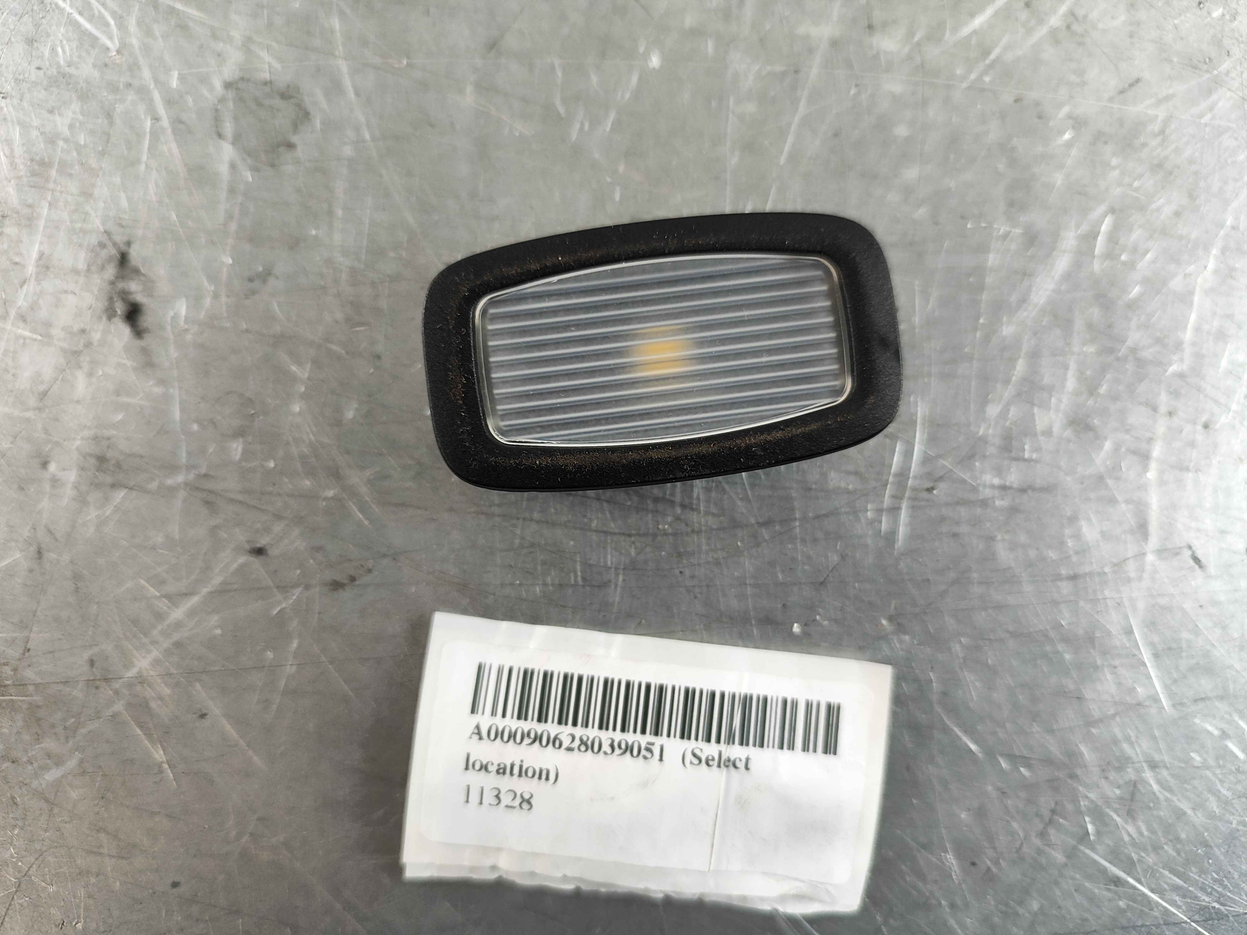 Mercedes-Benz A00090628039051