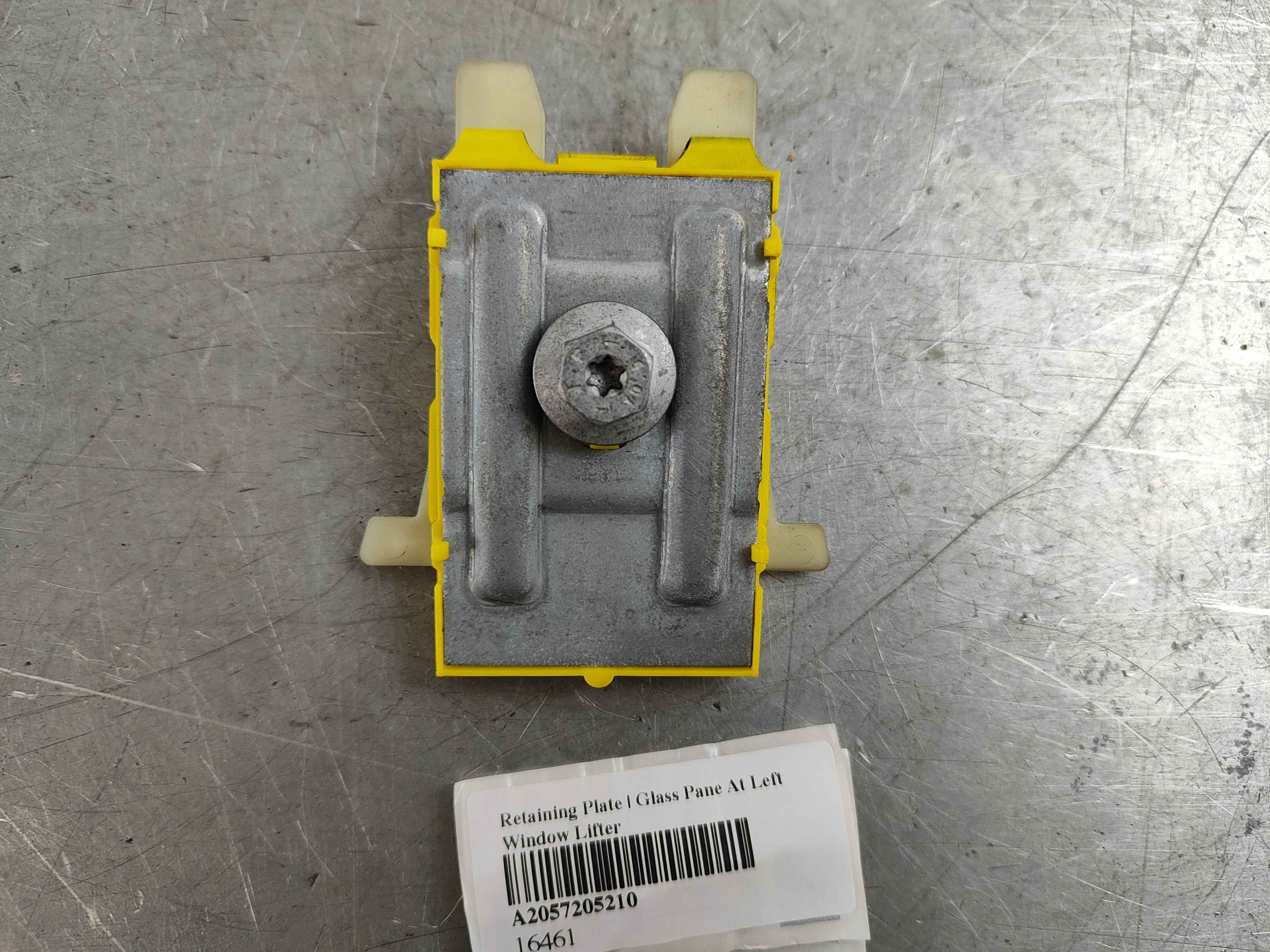 Retaining Plate | Glass Pane At Left Window Lifter