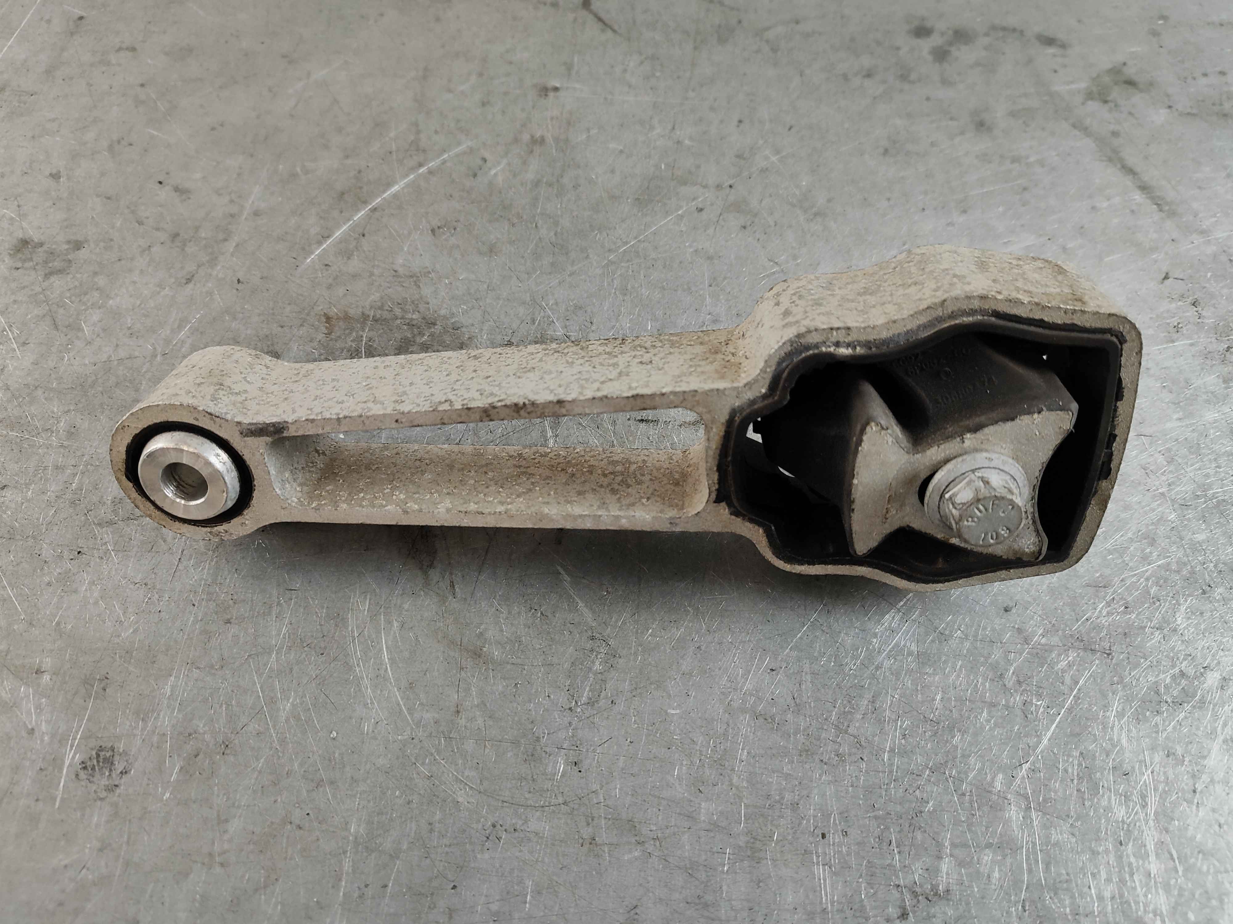 Engine Mounting - Upper - Dogbone Link DsS - Frl2 - Evoq