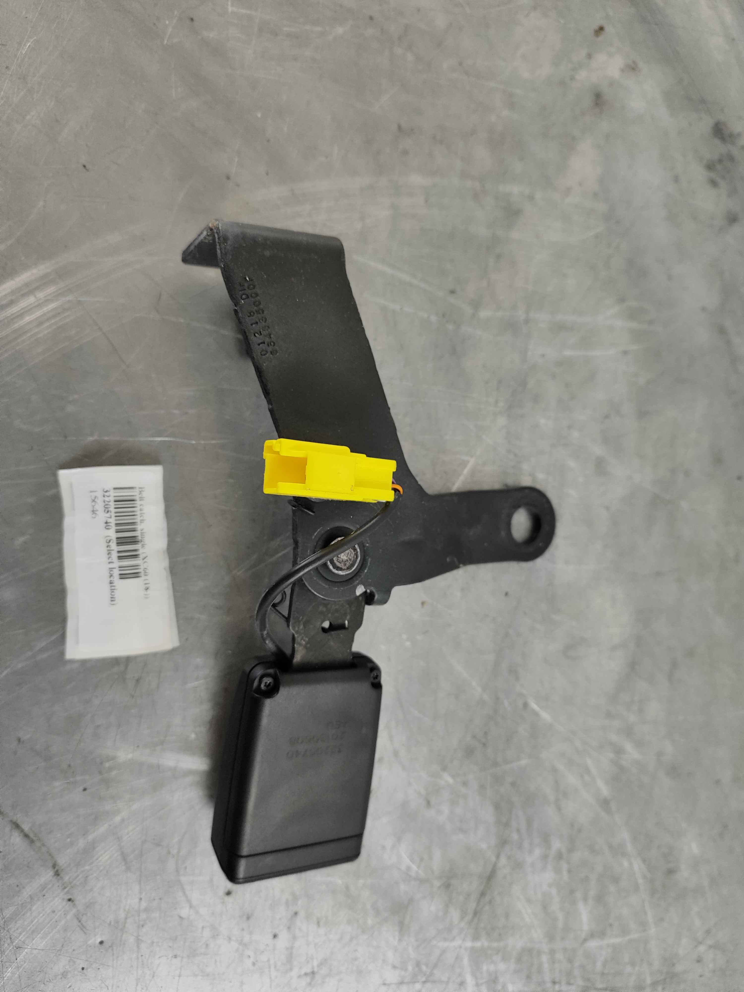 Belt catch, single (XC60 (18-))