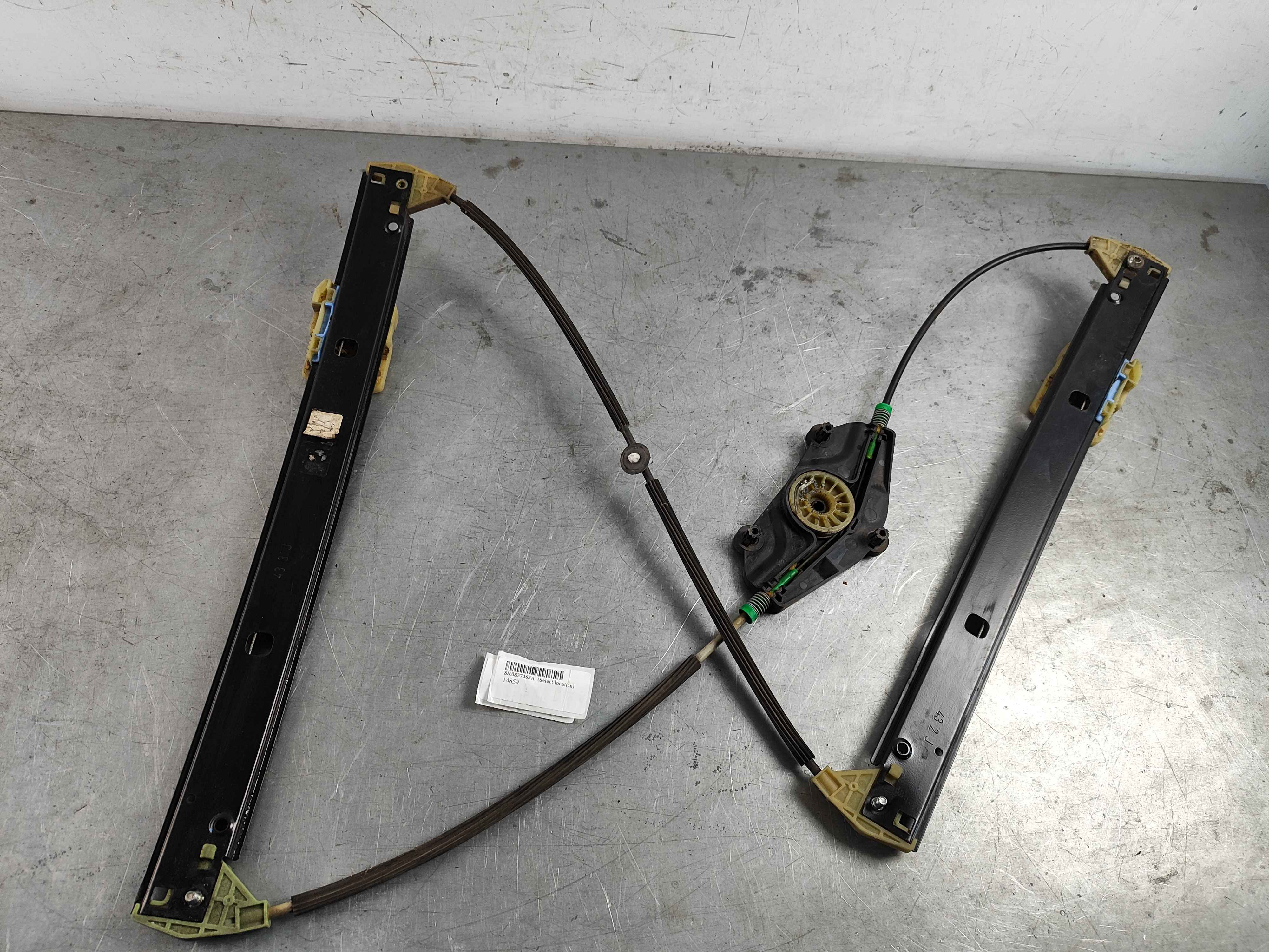 VAG Group 8K0837462A