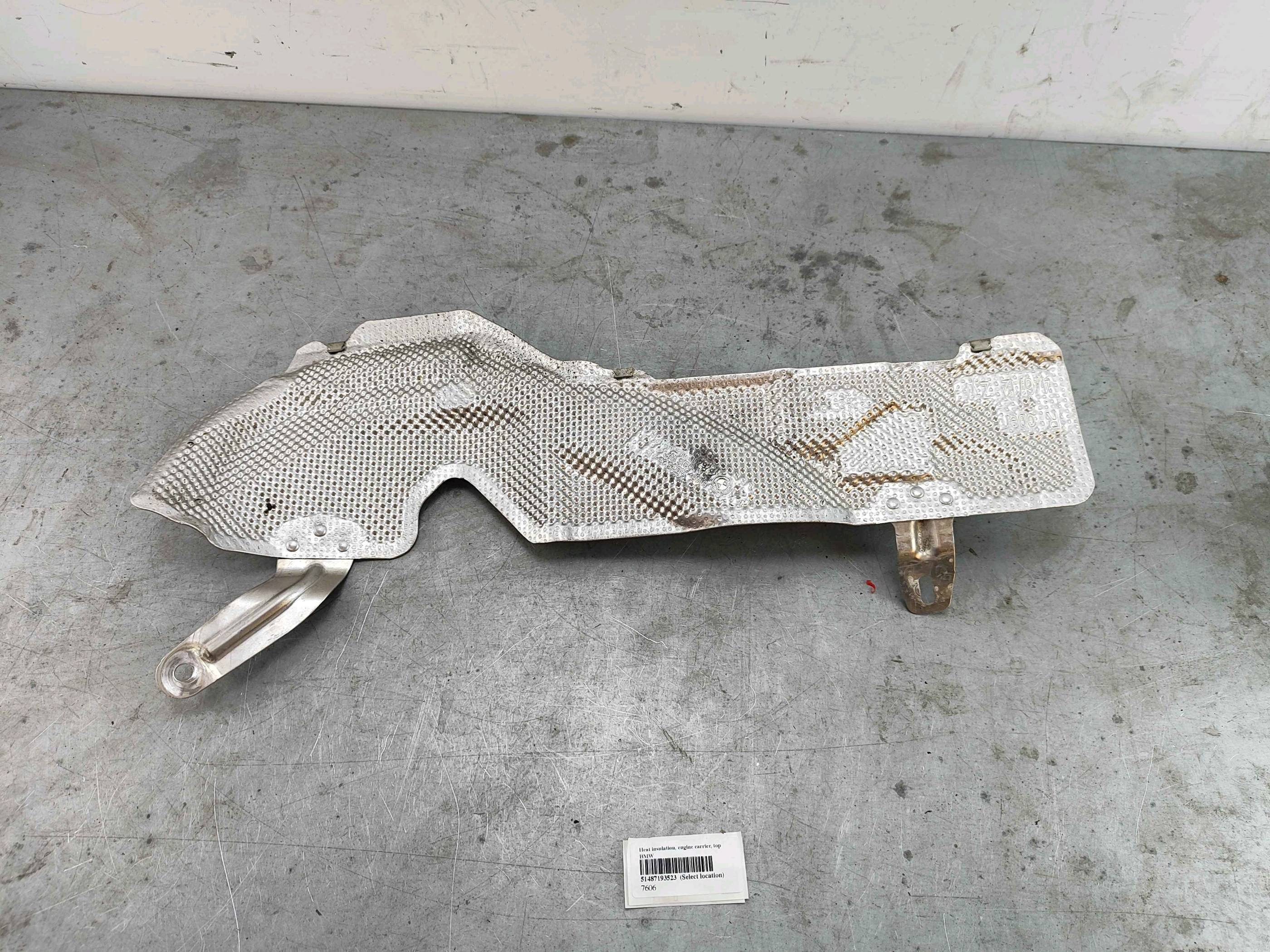 Heat insulation, engine carrier, top BMW
