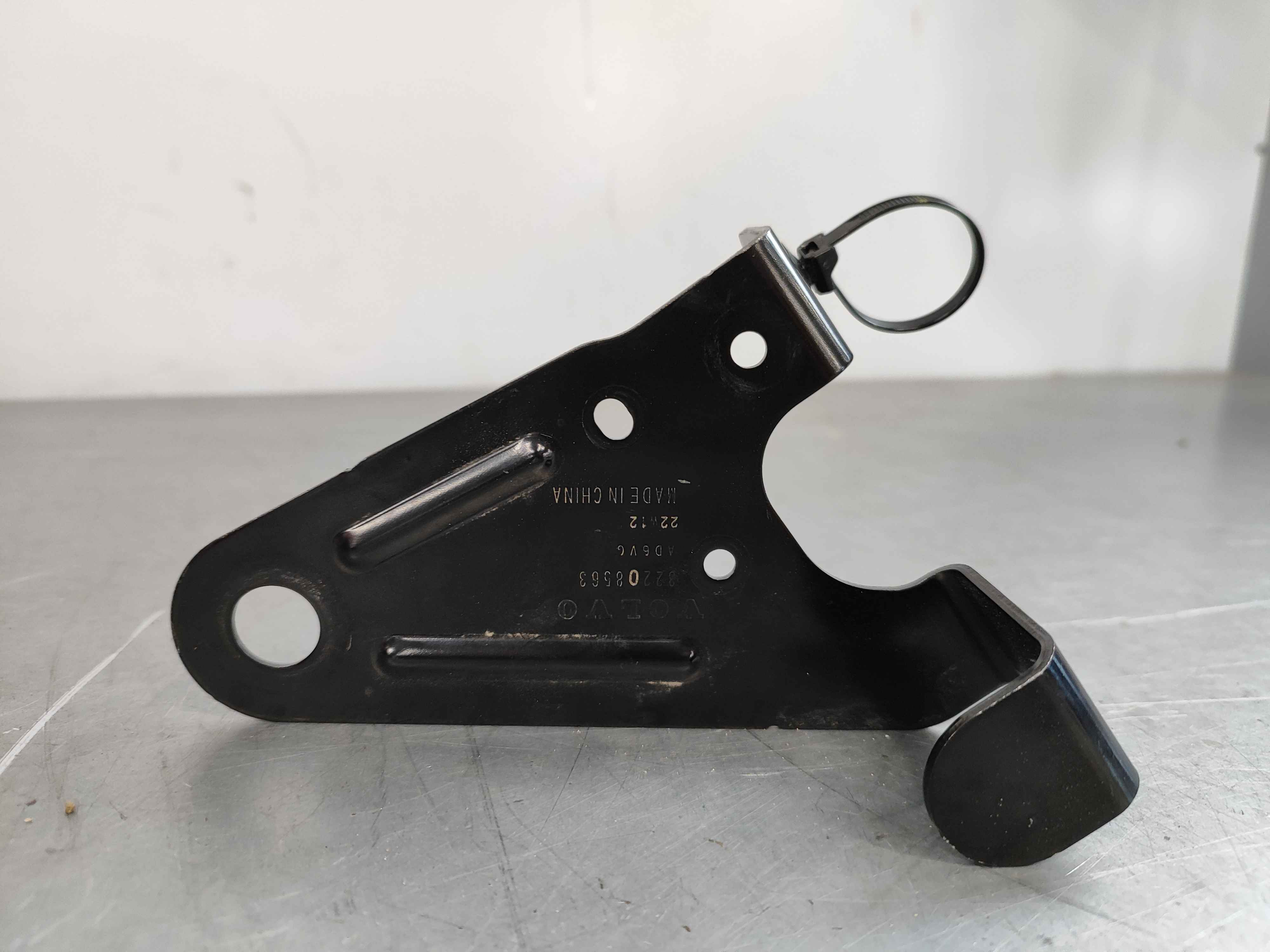 Bracket (Polestar 2|XC40|C40)
