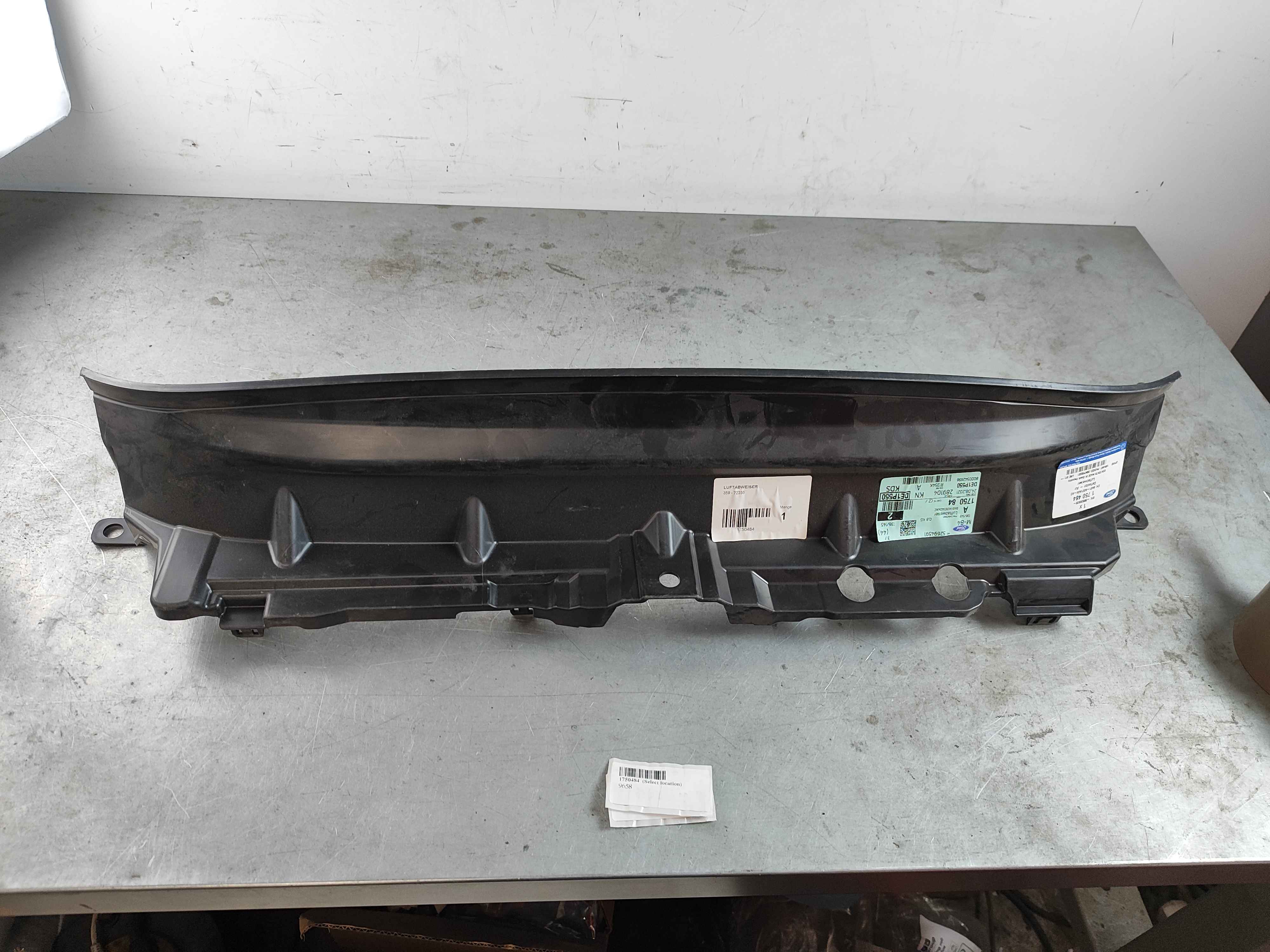 Ford 1750484