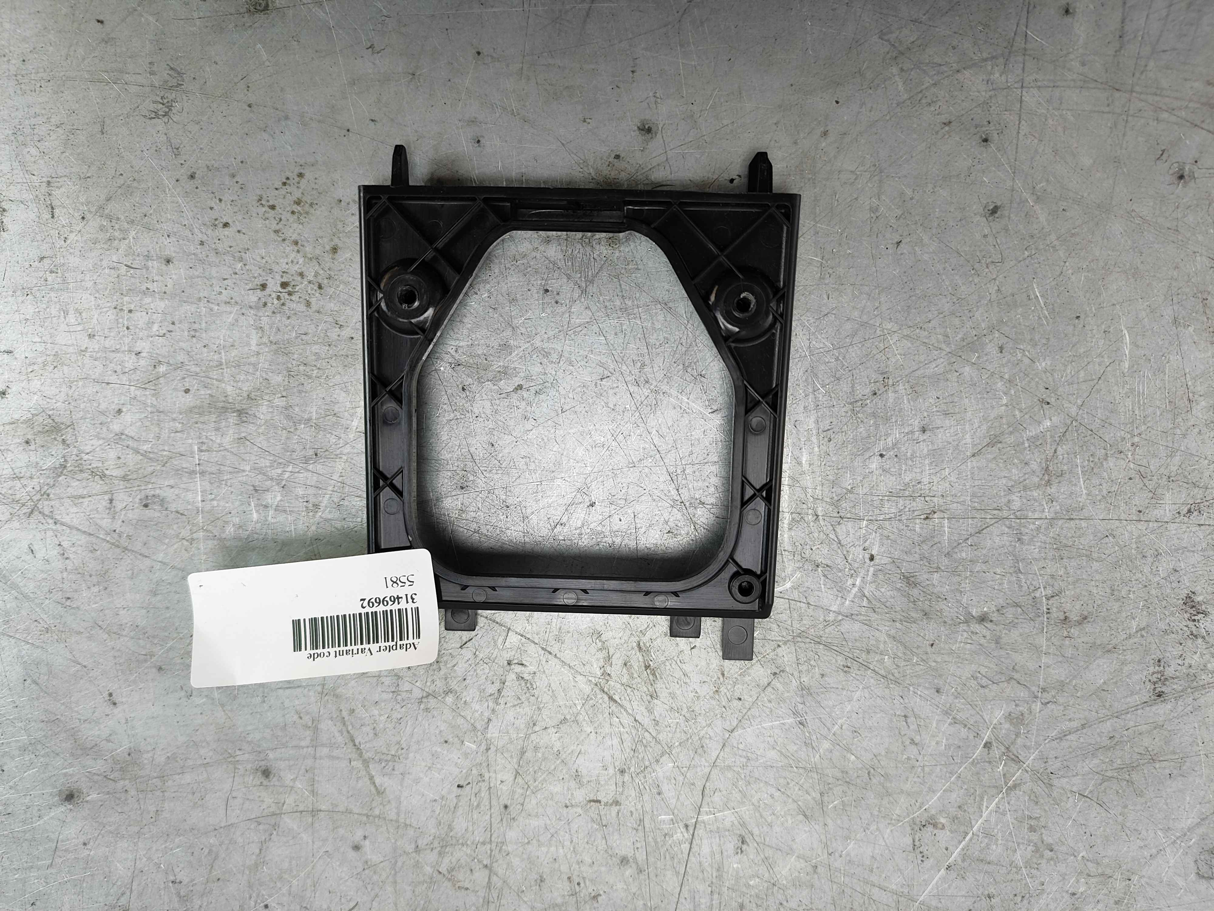 Adapter Variant code: K102.