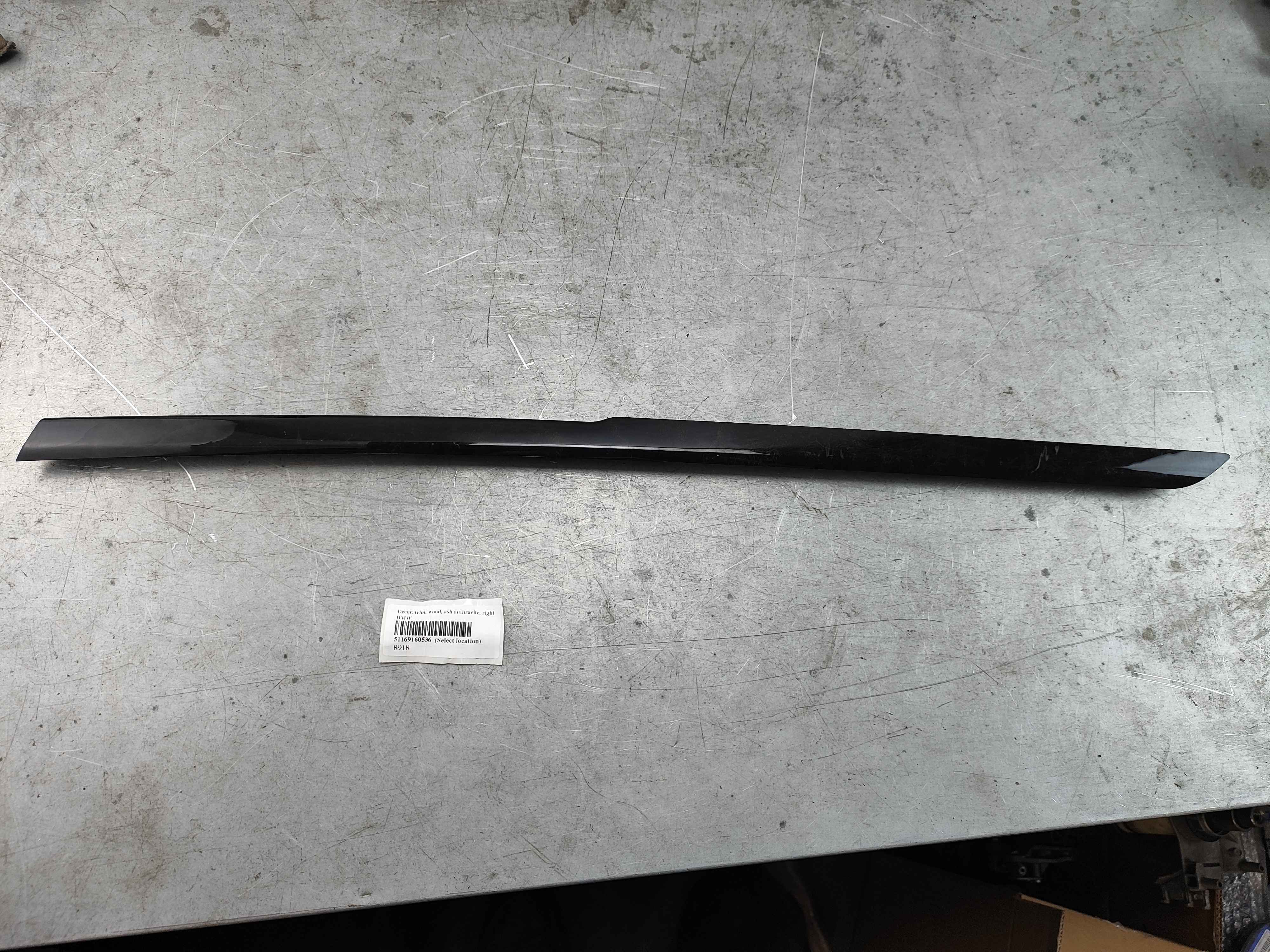 Decor. trim, wood, ash anthracite, right BMW
