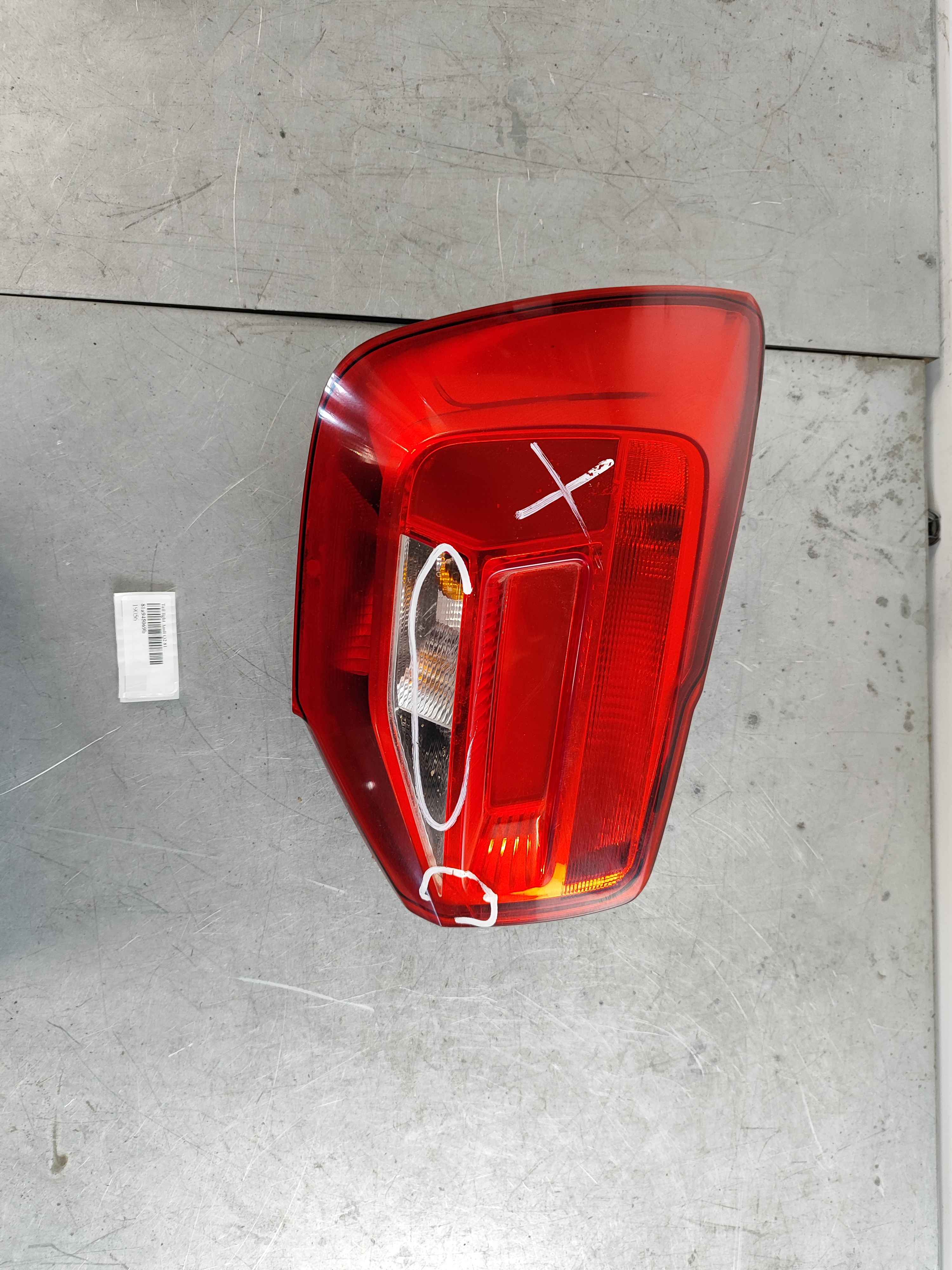 Tail light Audi Q2 81