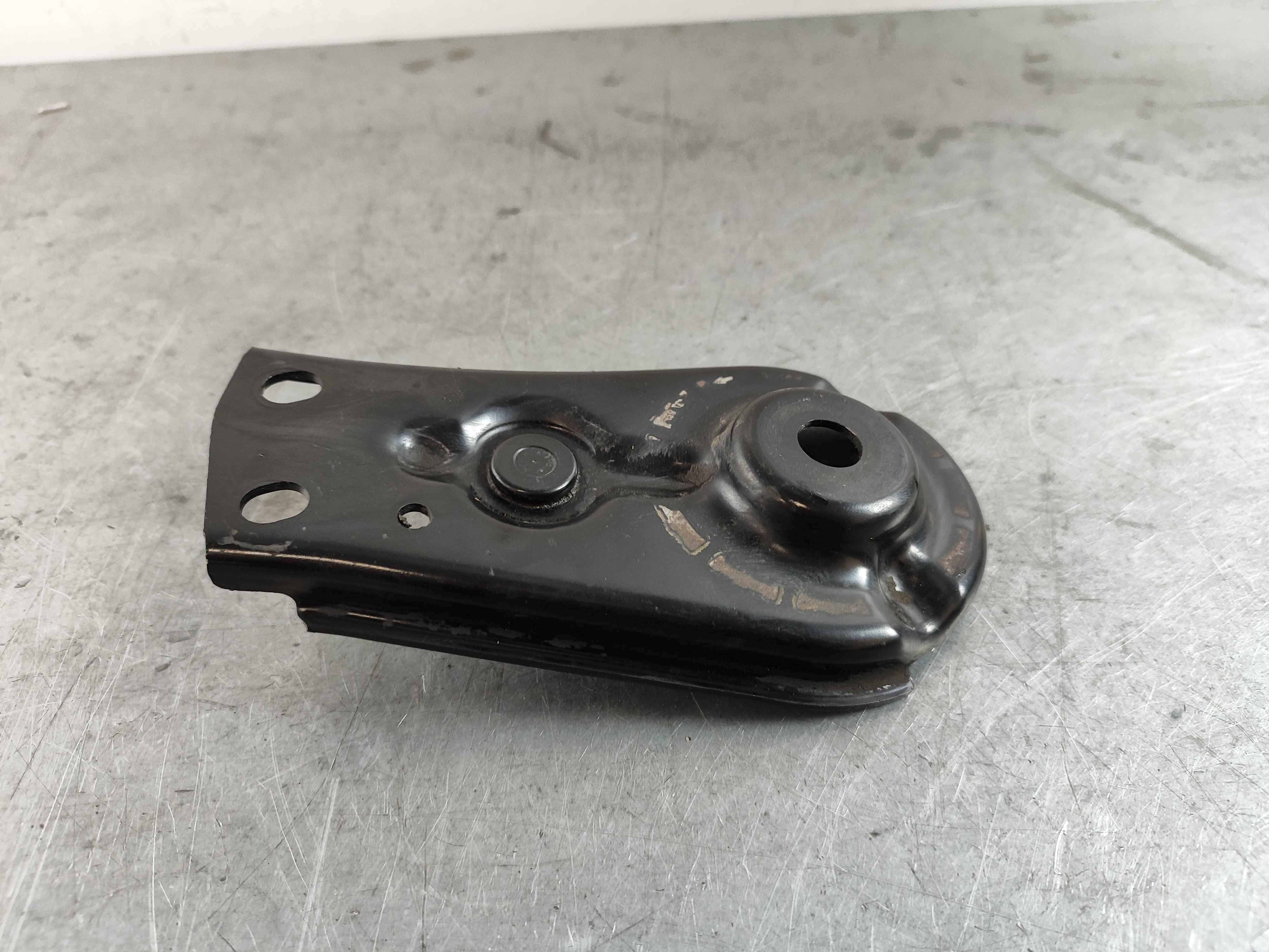 Stop Plate | Front Right Subframe Carrier