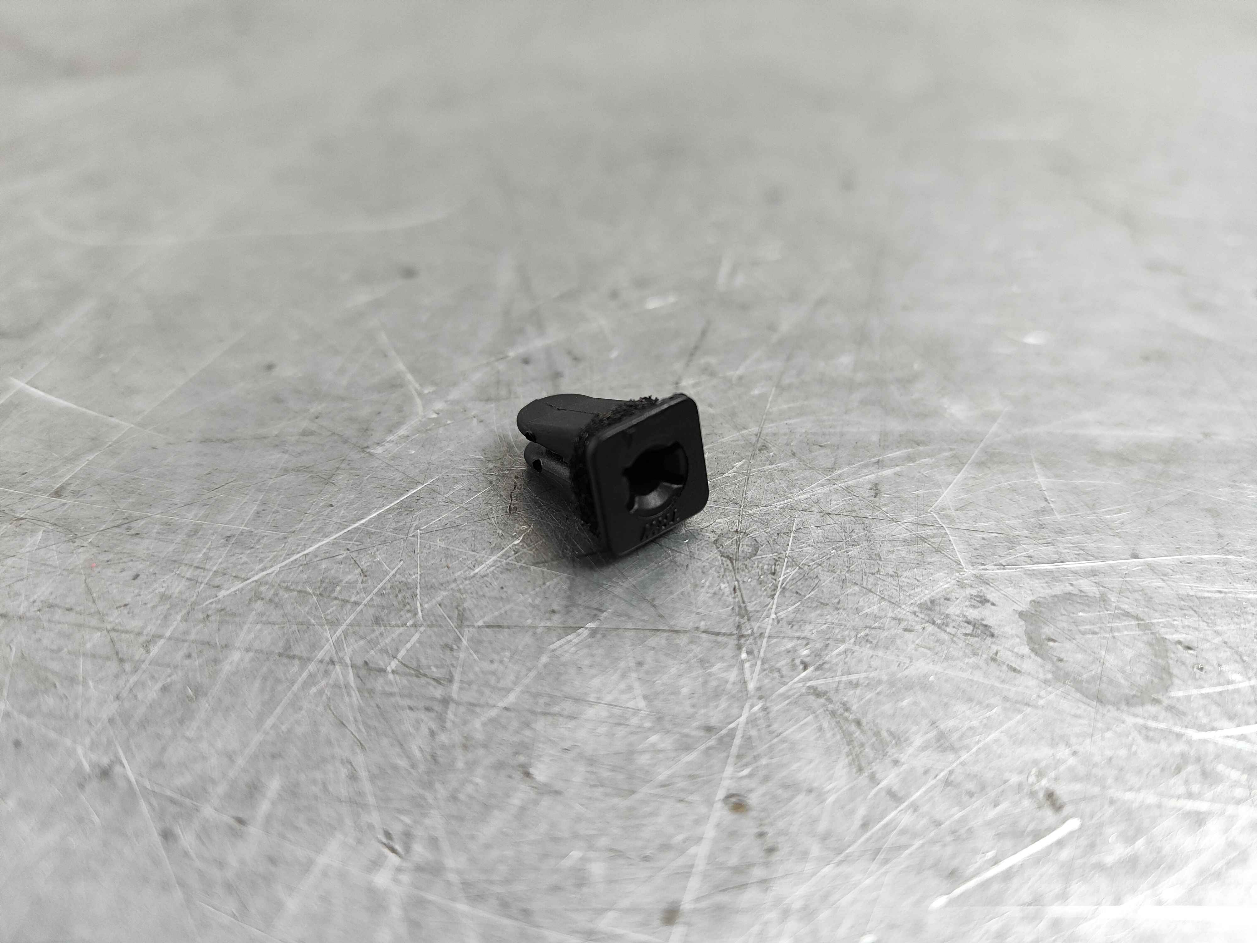 Dowel | Moulding Type Handle To Rear Panel Door