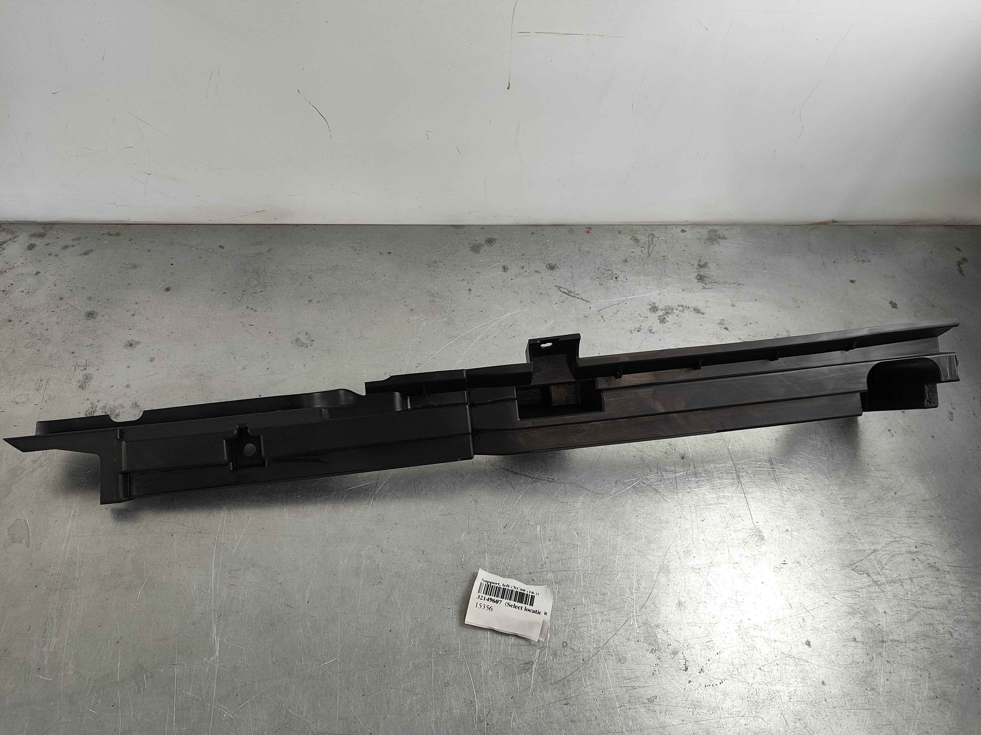 Support, left (XC60 (18-))